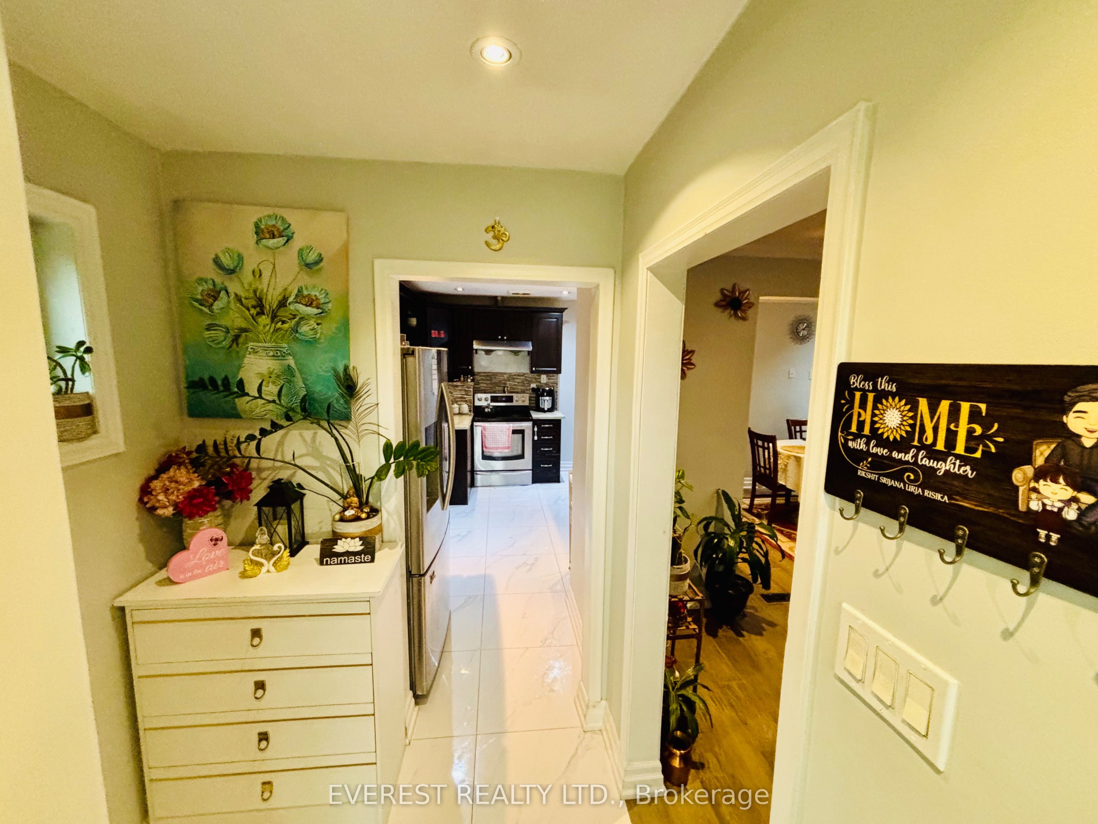 130 Portsdown Road, Toronto, ON M1P 1V5 photo 4