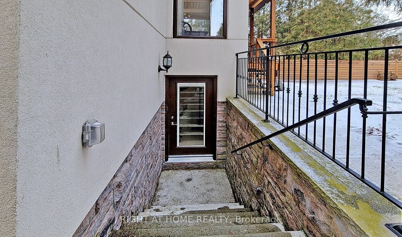 1330 KILMAURS Avenue Basement, Oshawa, ON L1K 2A3 photo 2