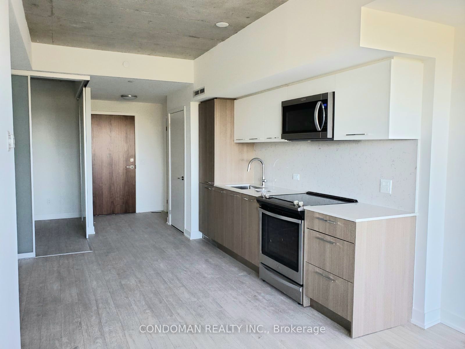 30 Baseball Place 926, Toronto, ON M4M 0E8 photo 4