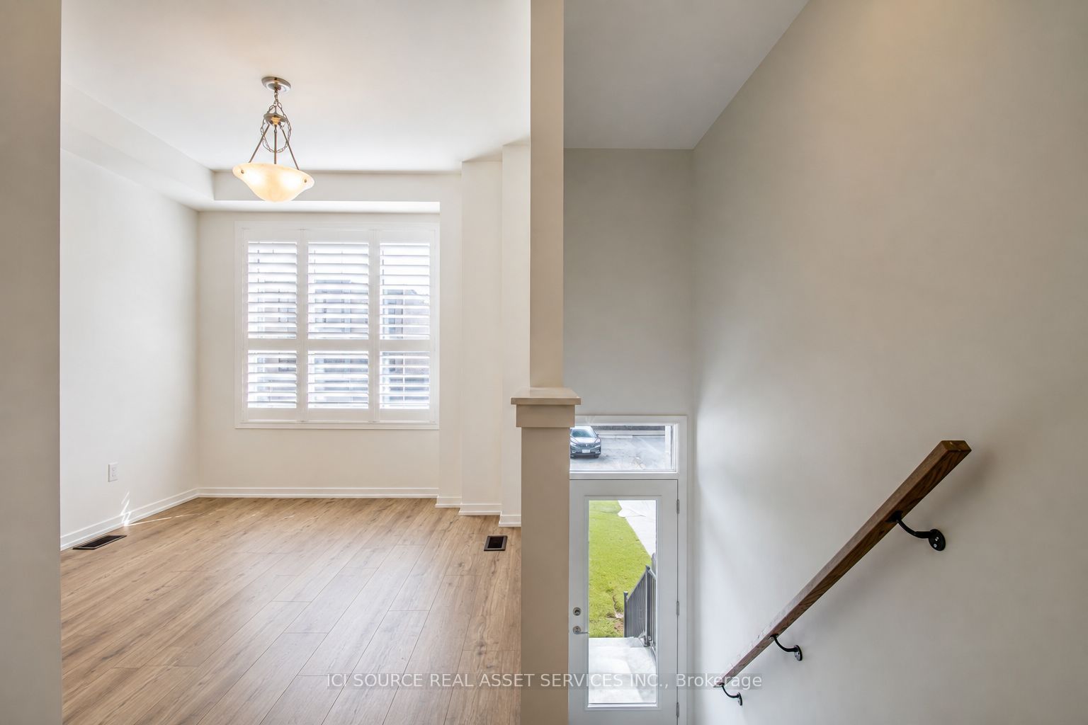14 Bateson Street, Ajax, ON L1S 7M3 photo 2