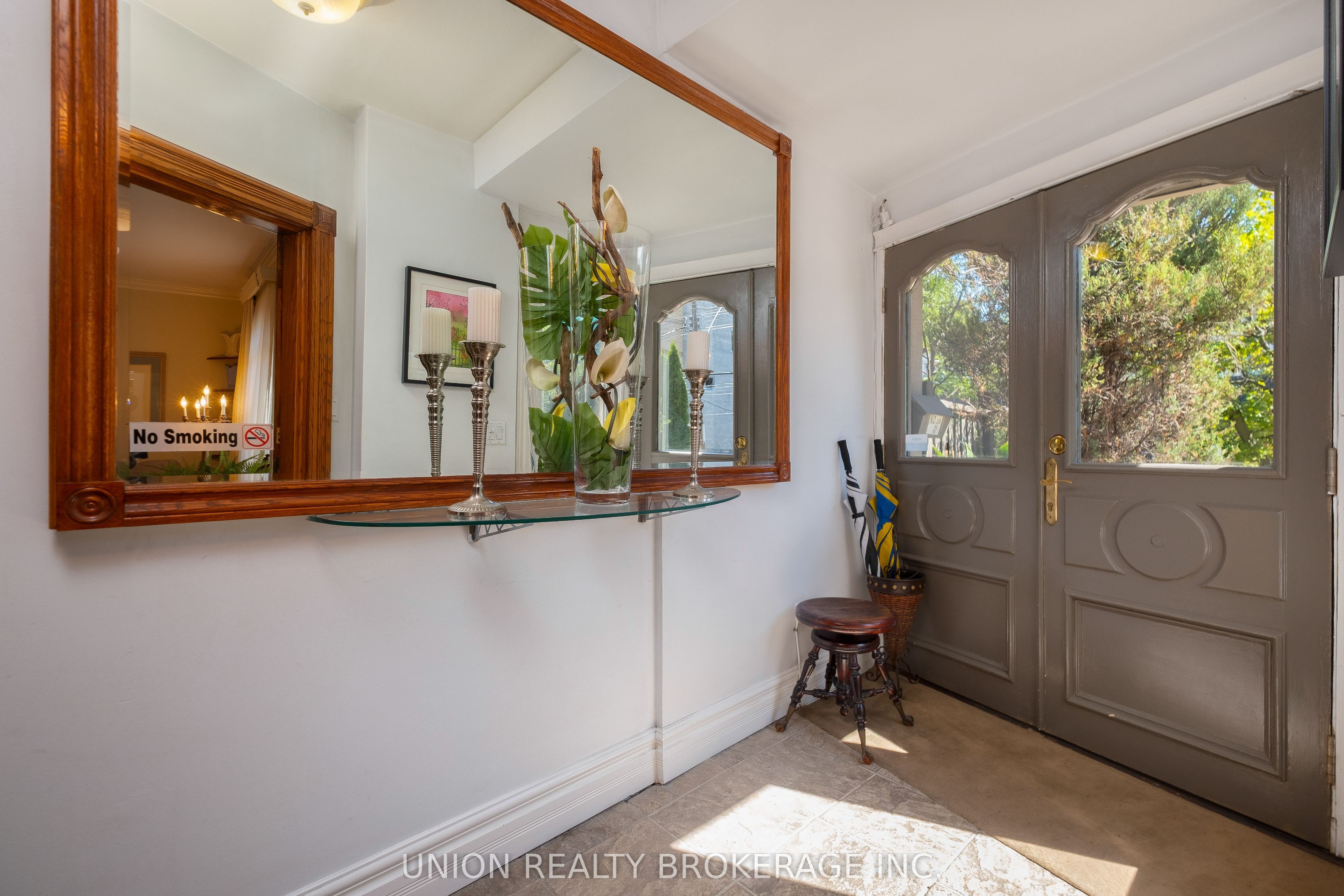 394 Coxwell Avenue, Toronto, ON M4L 3B7 photo 3