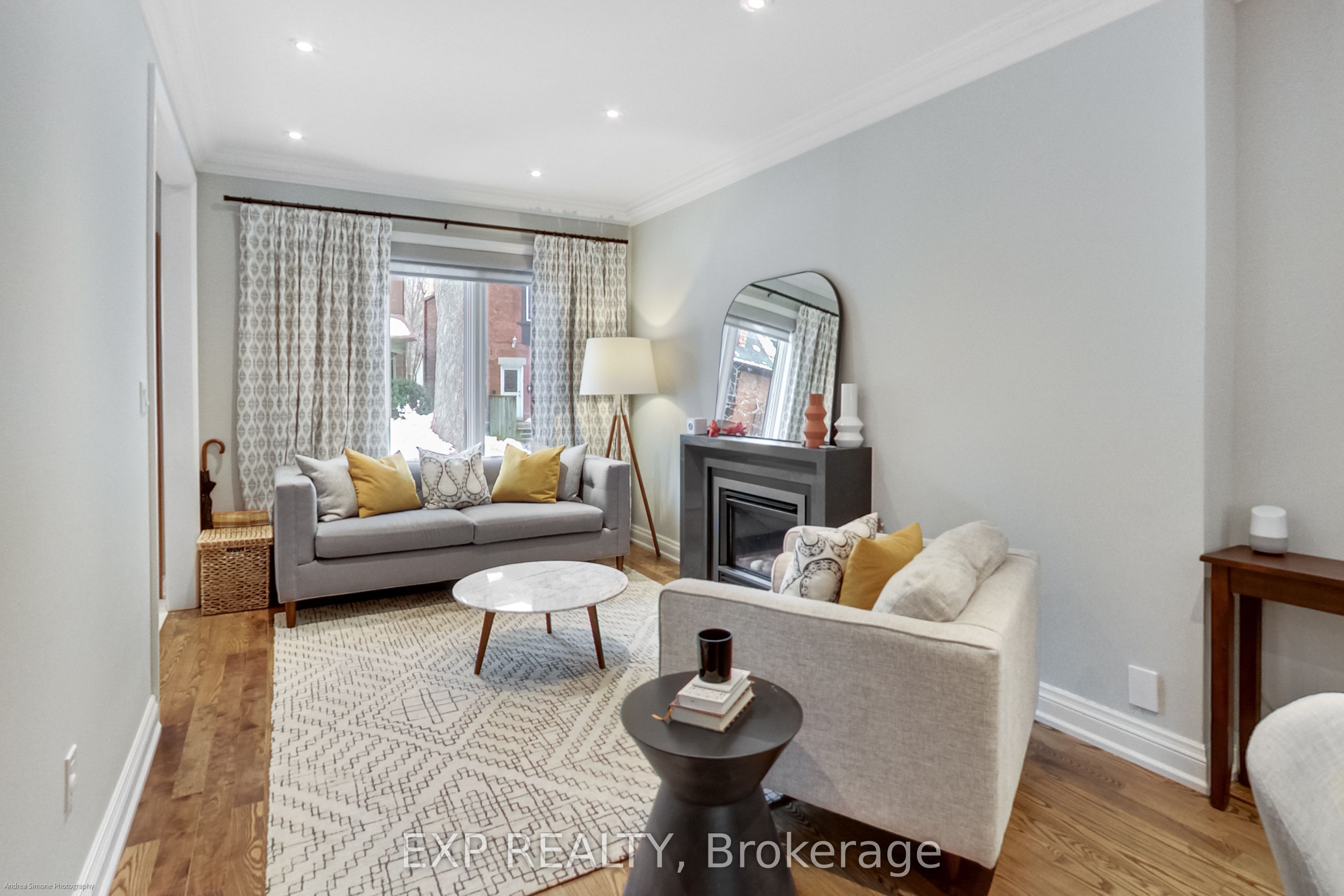 64 West Avenue, Toronto, ON M4M 2L8 photo 5
