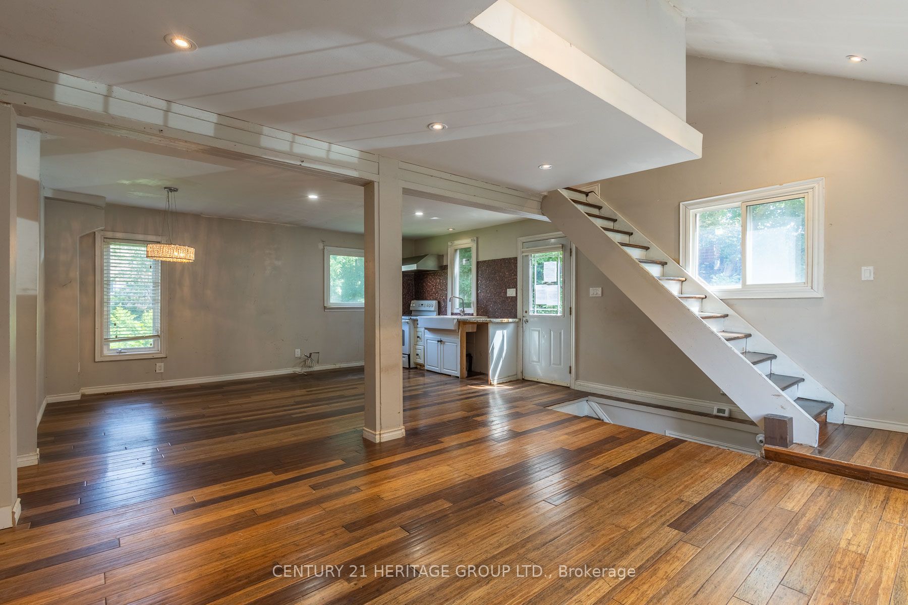 97 Zaph Avenue, Toronto, ON M1C 1M9 photo 5
