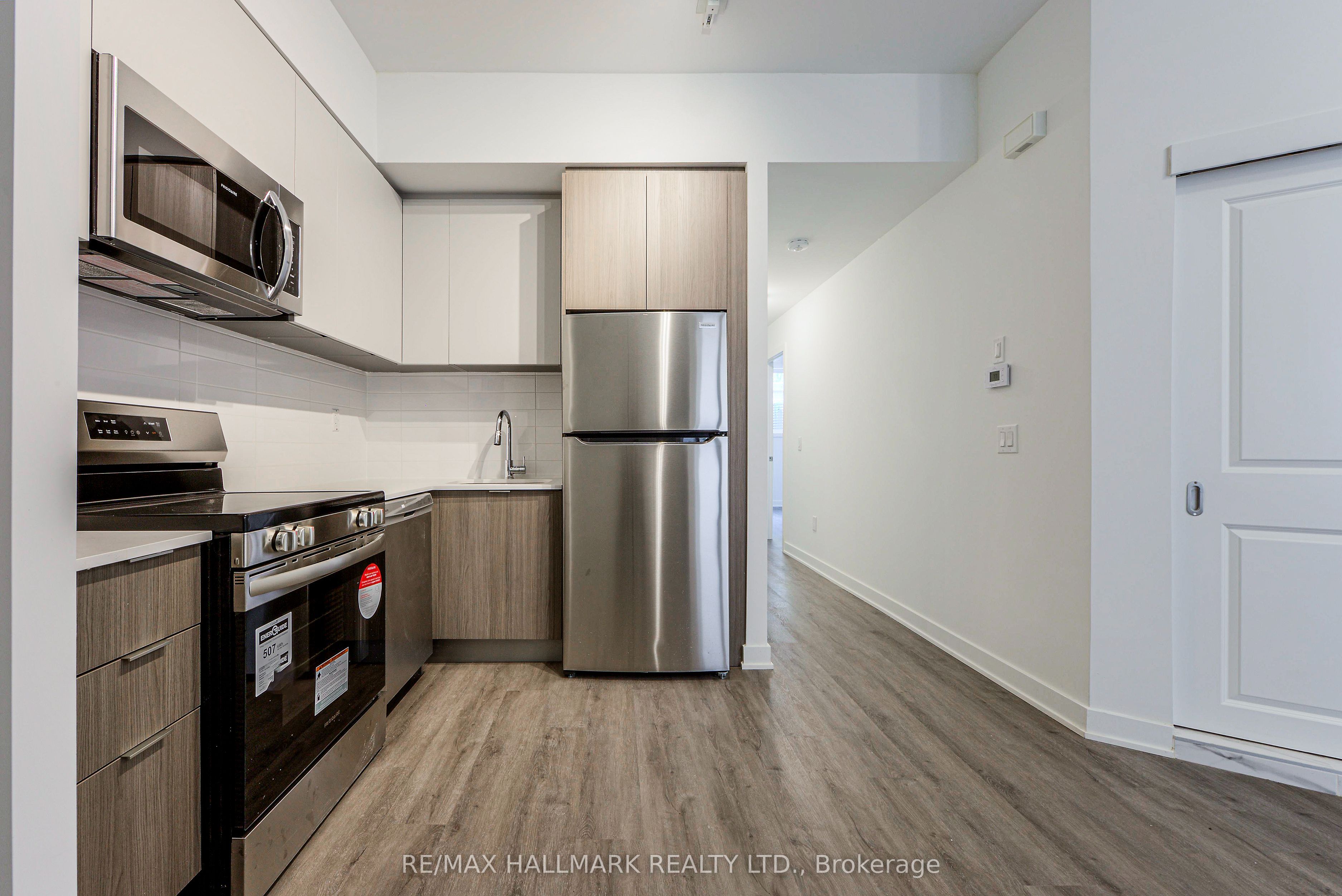 35 Danforth Road 103, Toronto, ON M1L 0J6 photo 4