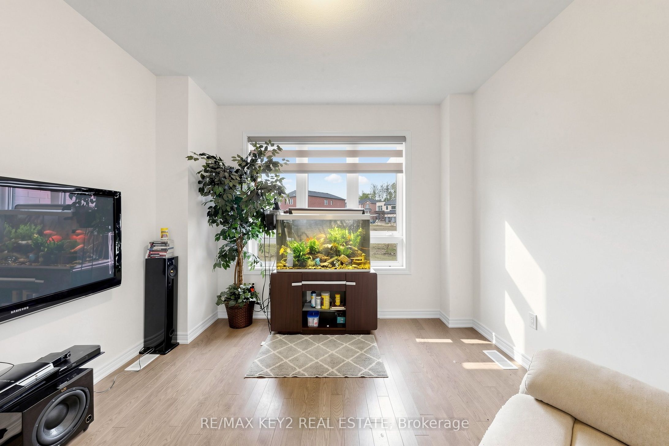 2955 Starlight Drive, Pickering, ON L1X 0S1 photo 5