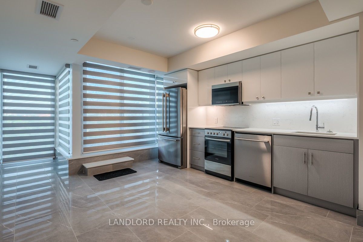 2 Manderley Drive 704, Toronto, ON M1N 0C7 photo 2
