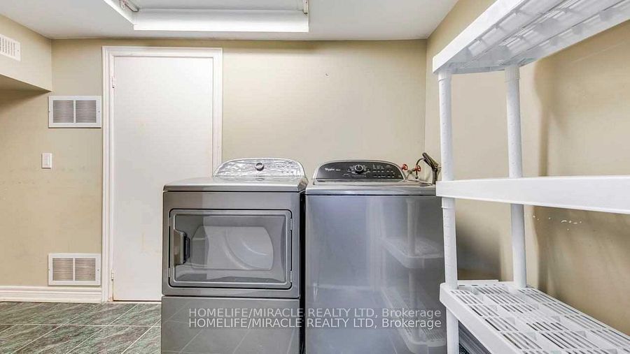 3 Independence Drive S, Toronto, ON M1K 3R7 photo 3