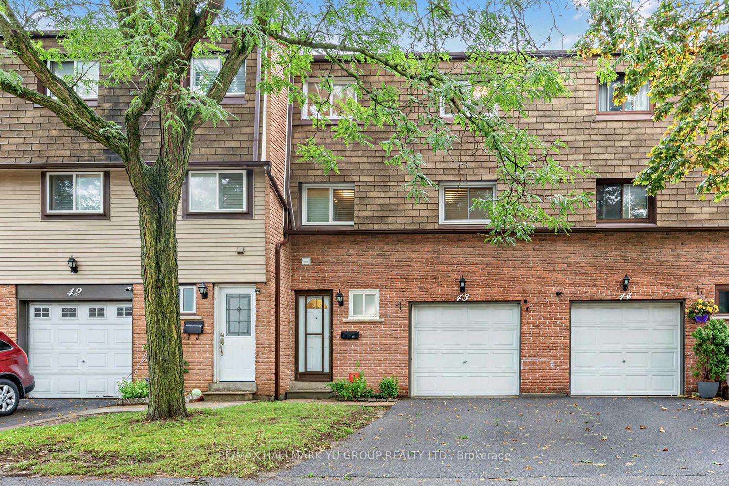 1945 Denmar Road 43, Pickering, ON L1V 3E2