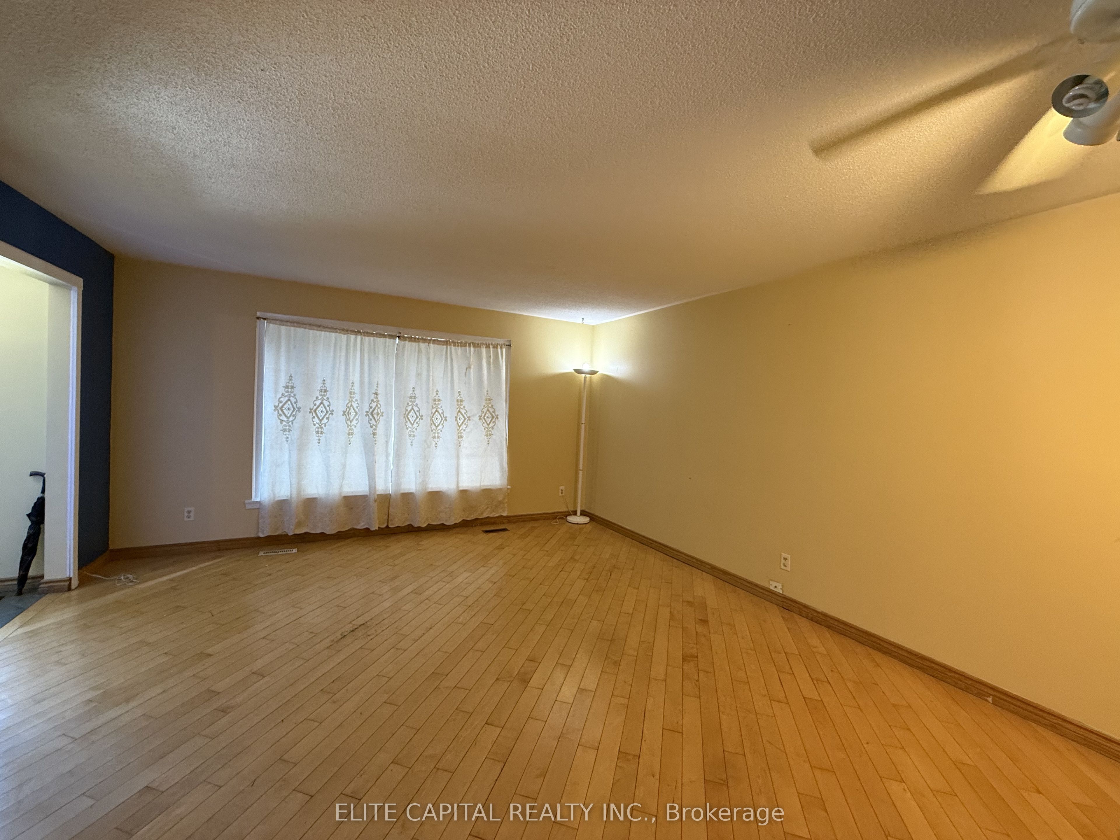 332 Burrows Hall Boulevard, Toronto, ON M1B 1H7 photo 2