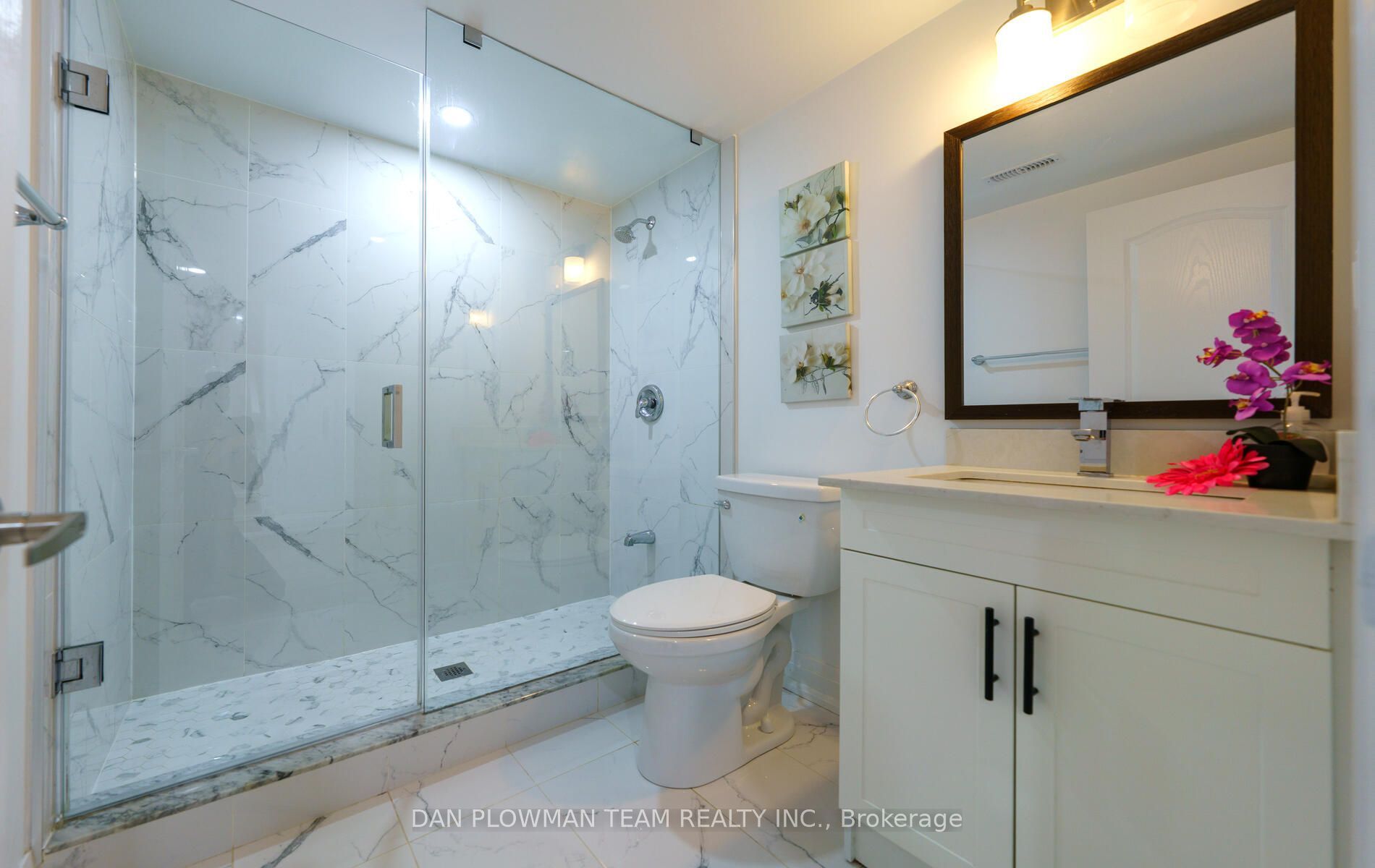 10 Pardon Avenue, Whitby, ON L1P 1V1 photo 5