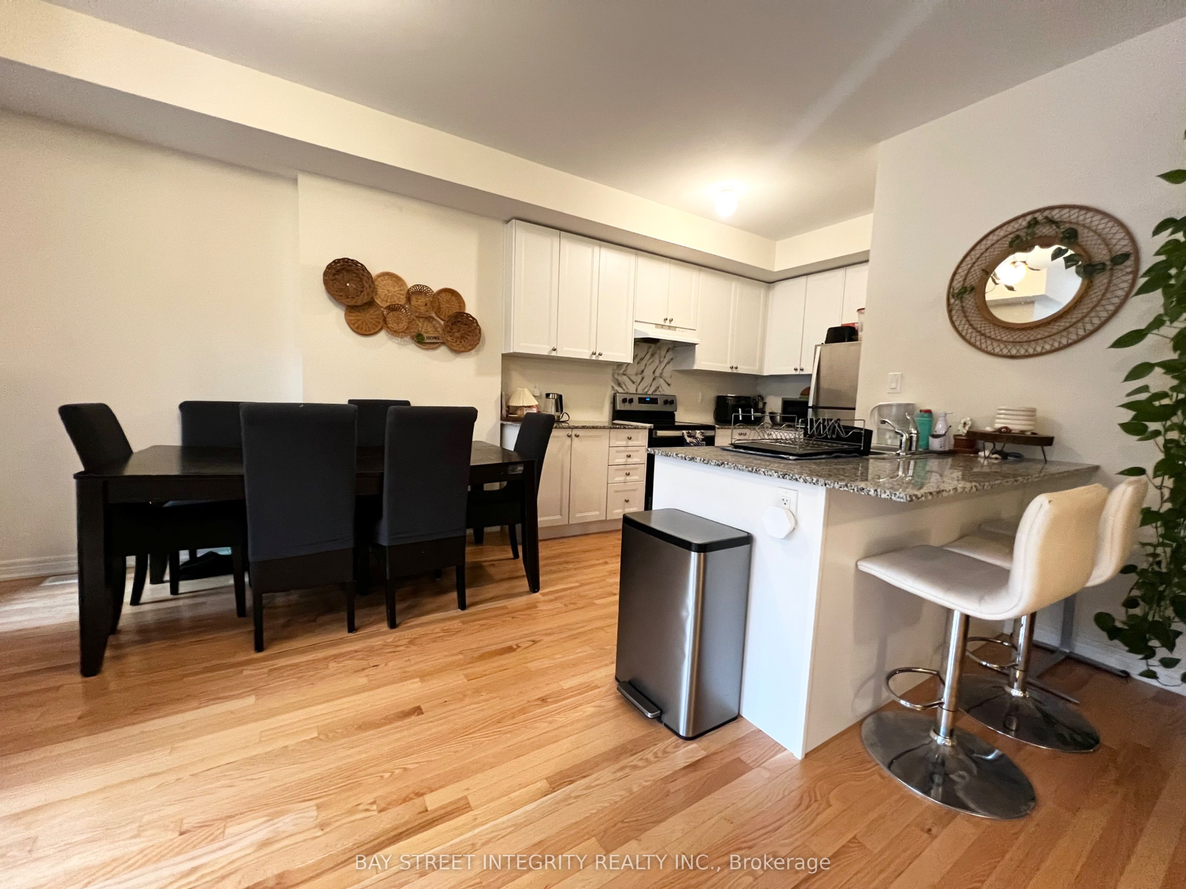 514 Littlewood Lane, Ajax, ON L1S 0H1 photo 5