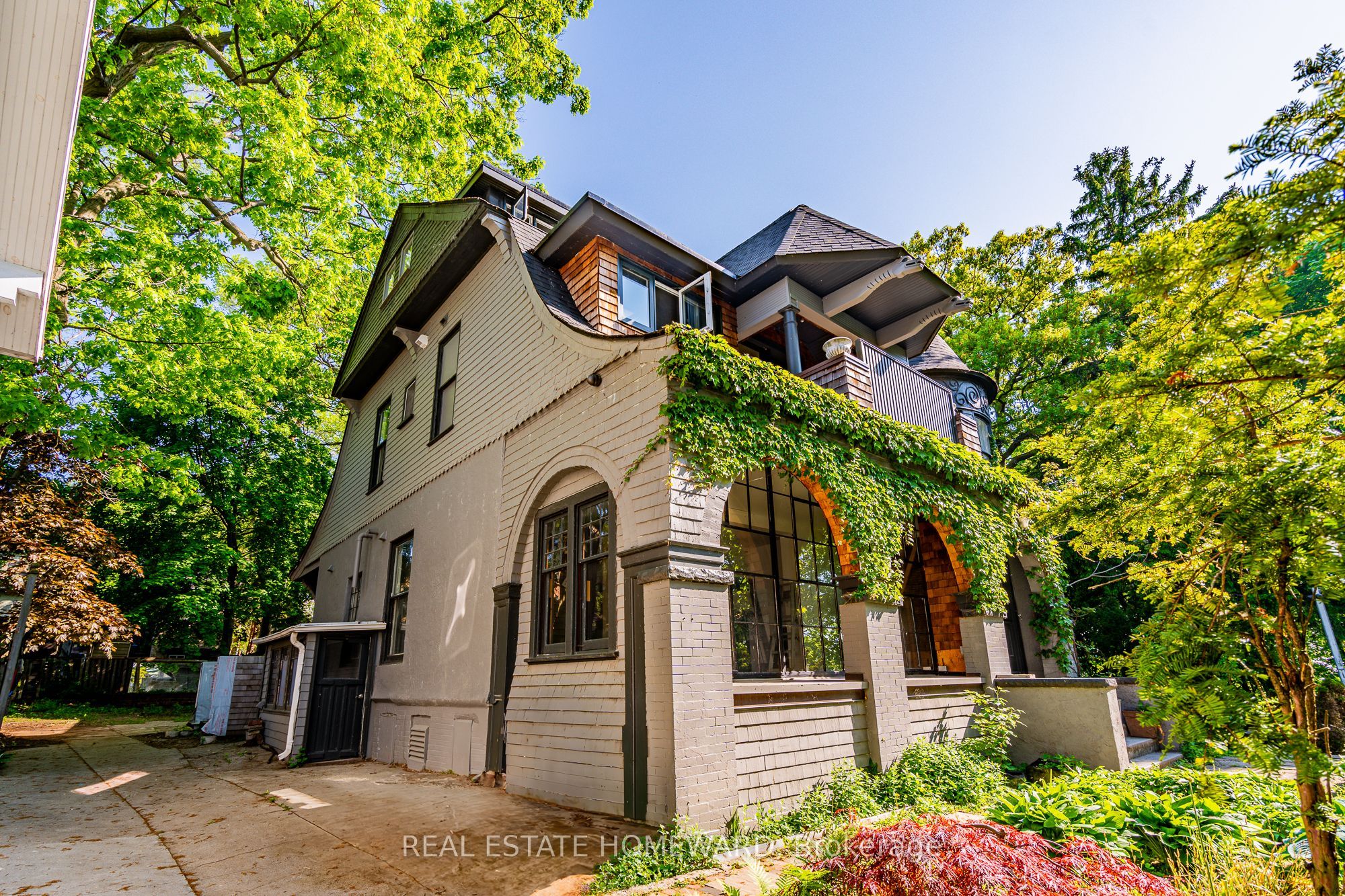 3025 Queen Street E, Toronto, ON M1N 1A5 photo 4