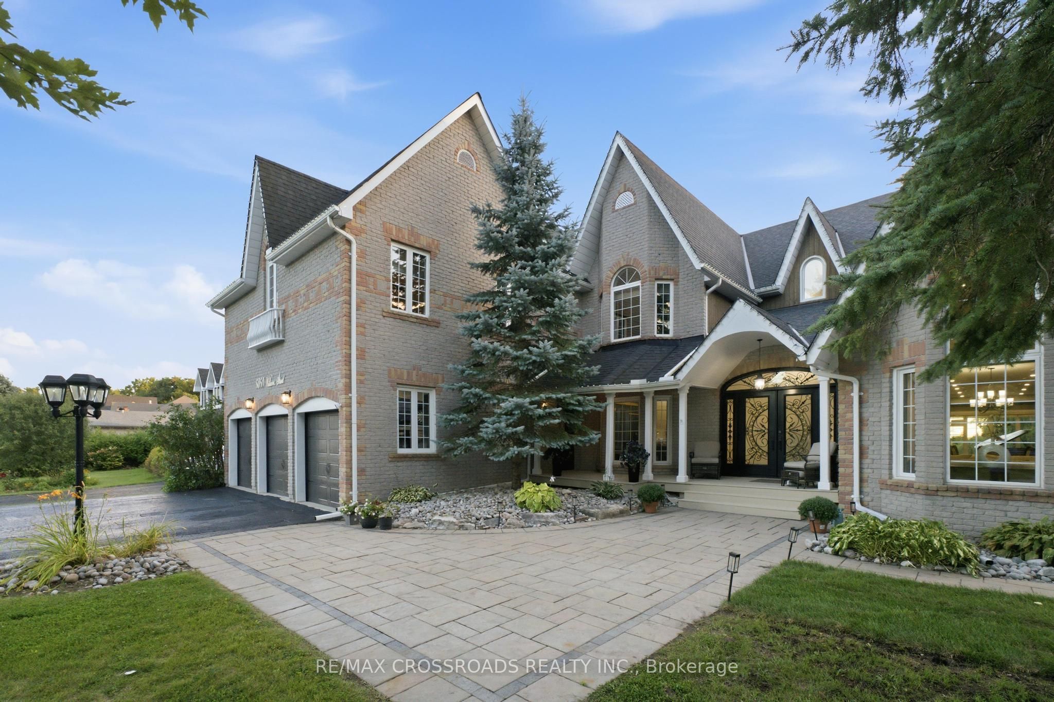 5050 William Street, Pickering, ON L1Y 1B7 photo 3
