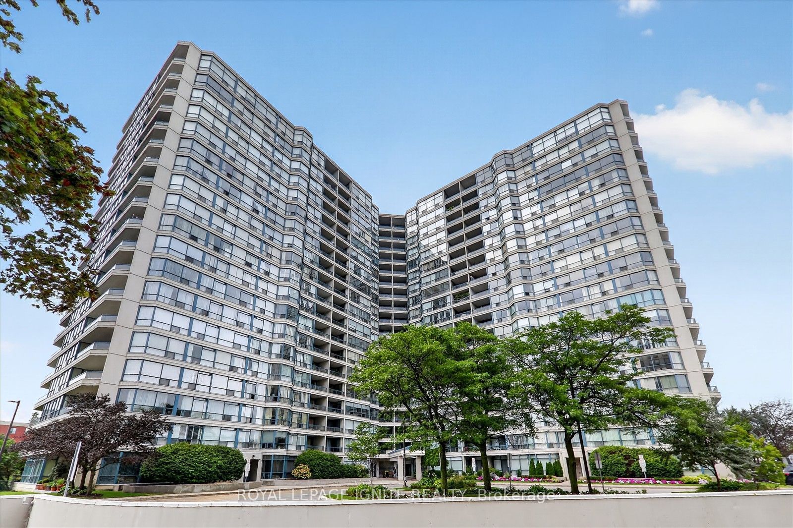 4725 Sheppard Avenue E 809, Toronto, ON M1S 5B2