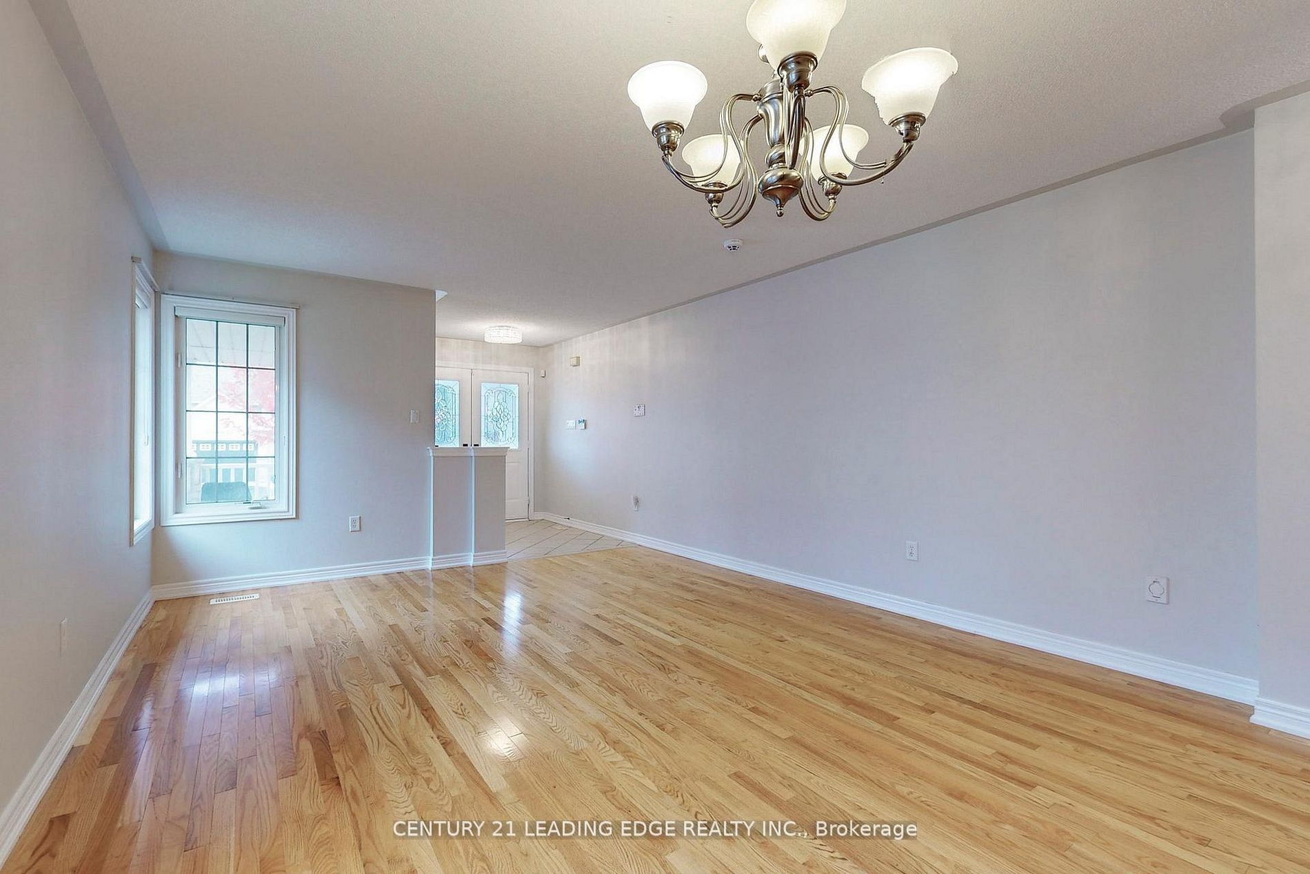 29 Pardon Ave Avenue, Whitby, ON L1P 1V1 photo 3