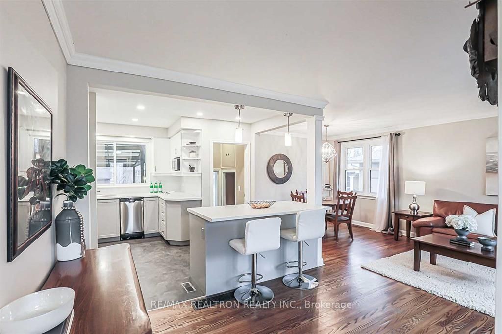 917 Henry Street, Whitby, ON L1N 5E6 photo 4
