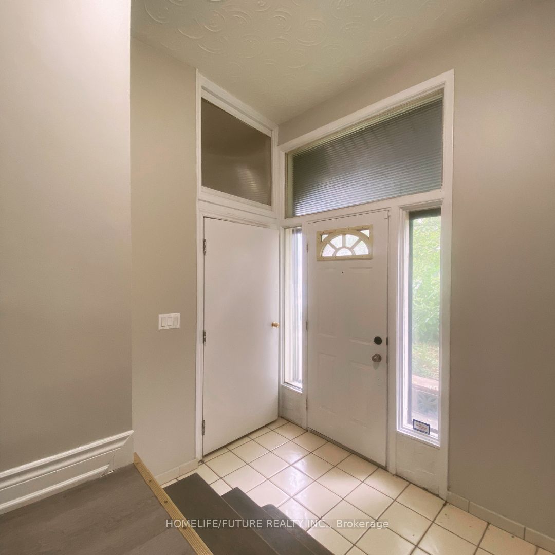 5 Watson Street, Toronto, ON M1C 1E2 photo 2