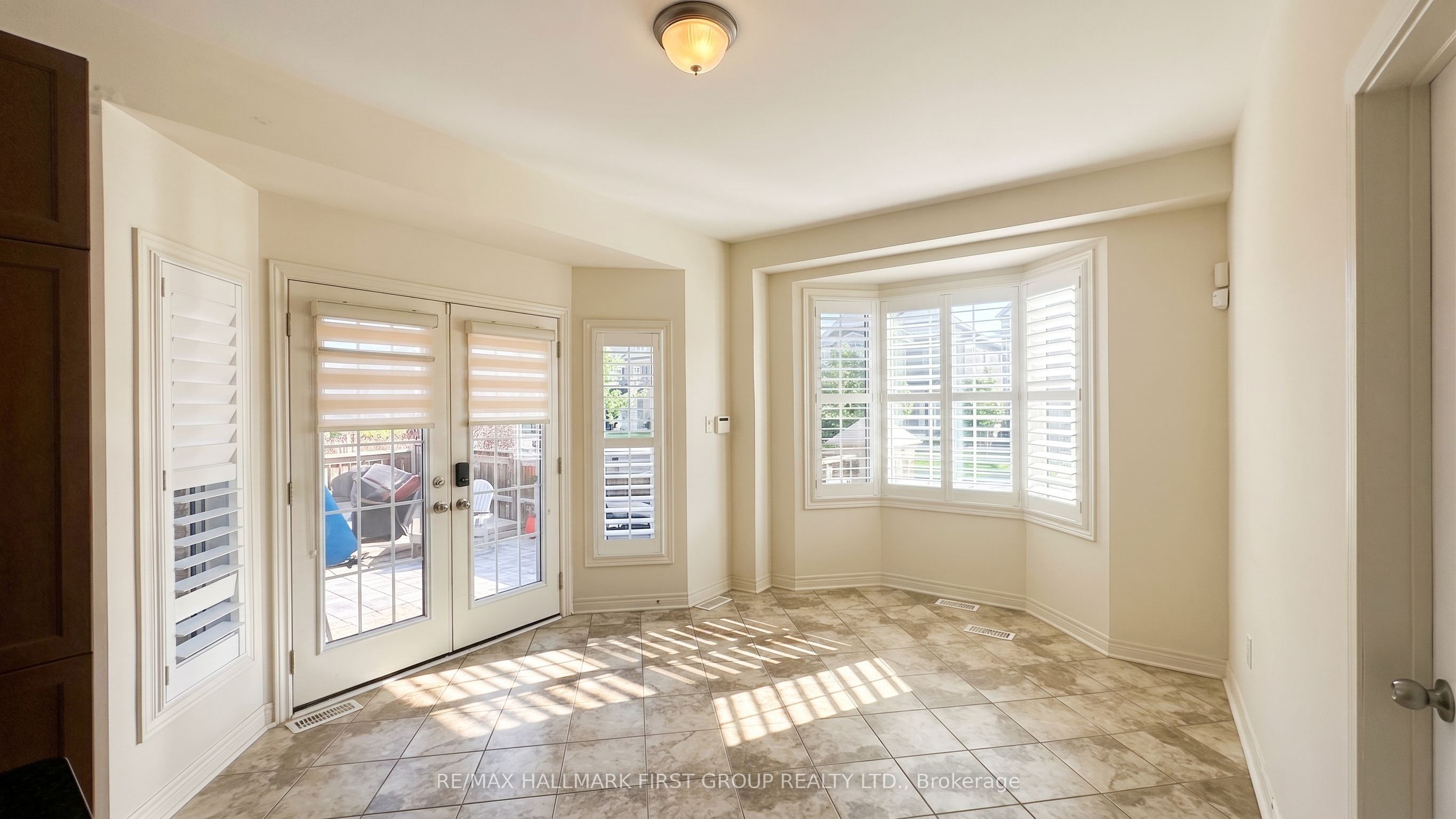 40 Crellin (First Floor) Street, Ajax, ON L1Z 0P1 photo 4