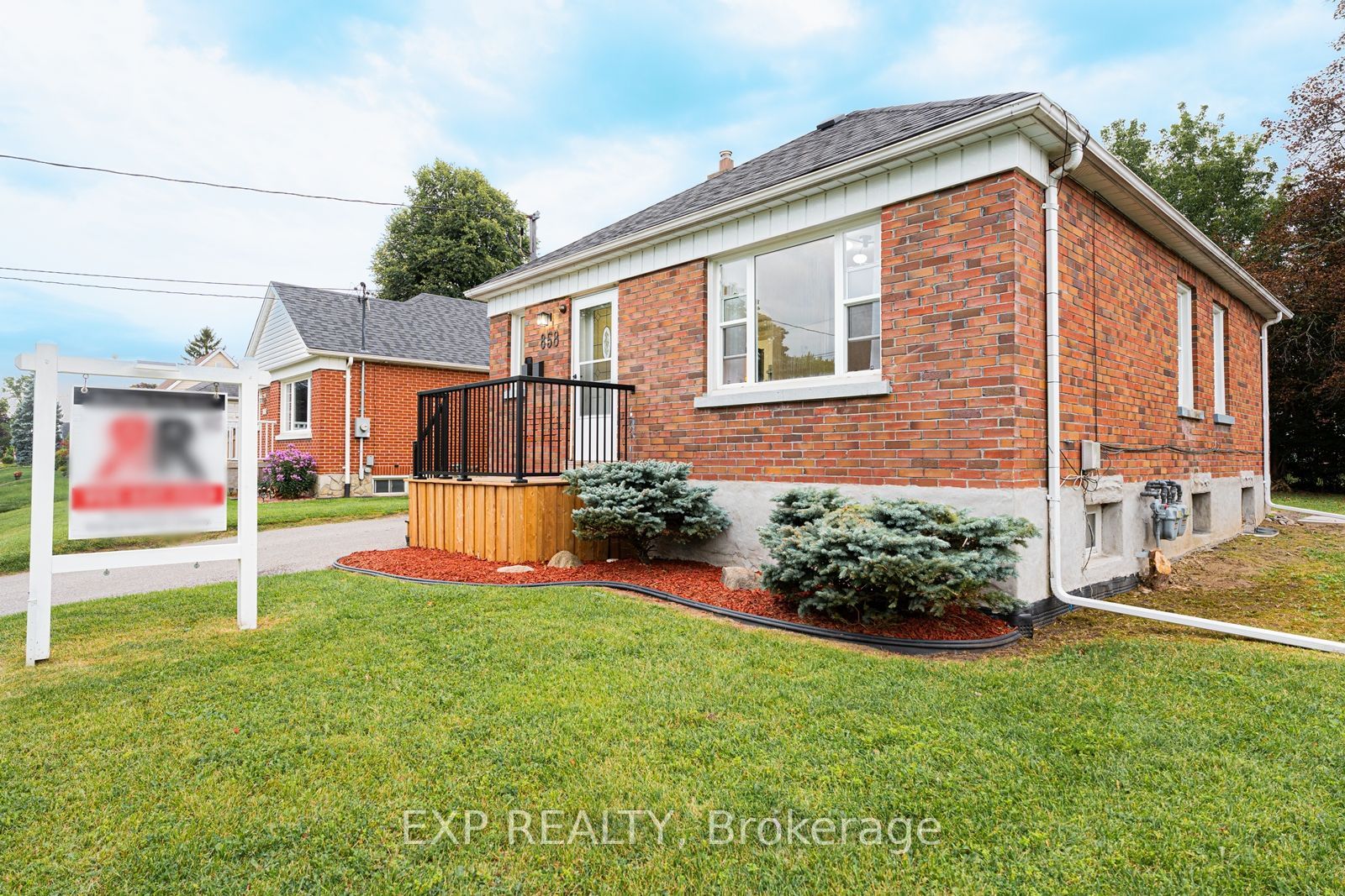 858 Grierson Street, Oshawa, ON L1G 5J9 photo 3