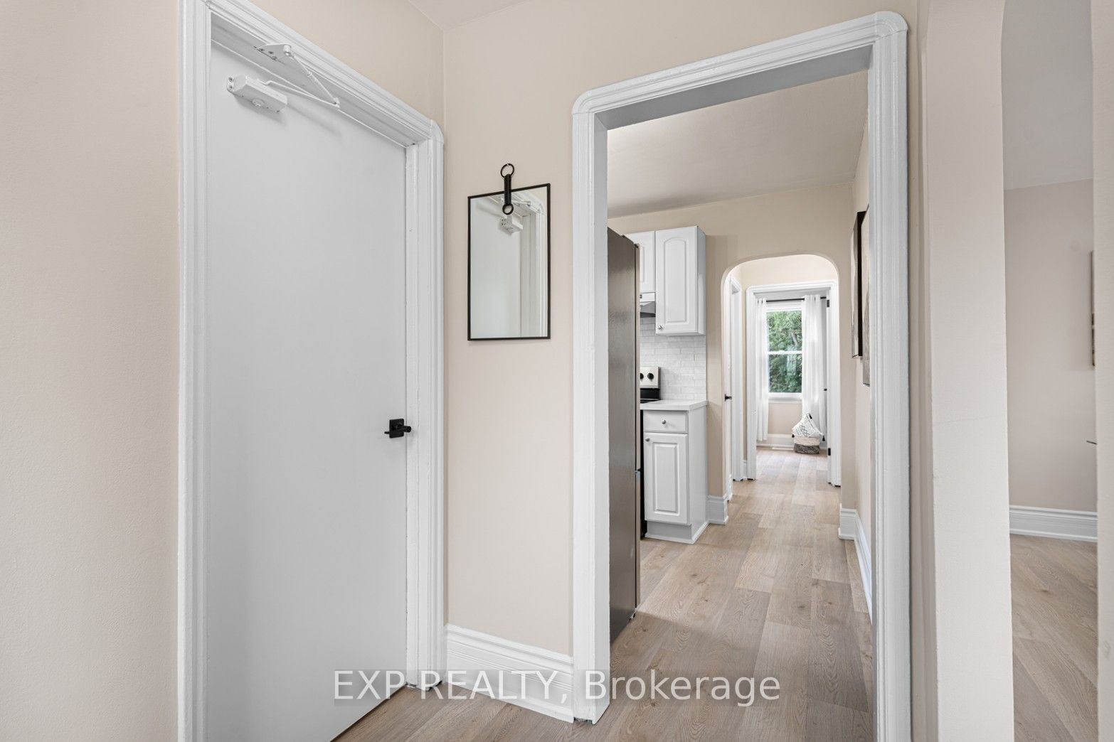 858 Grierson Street, Oshawa, ON L1G 5J9 photo 5
