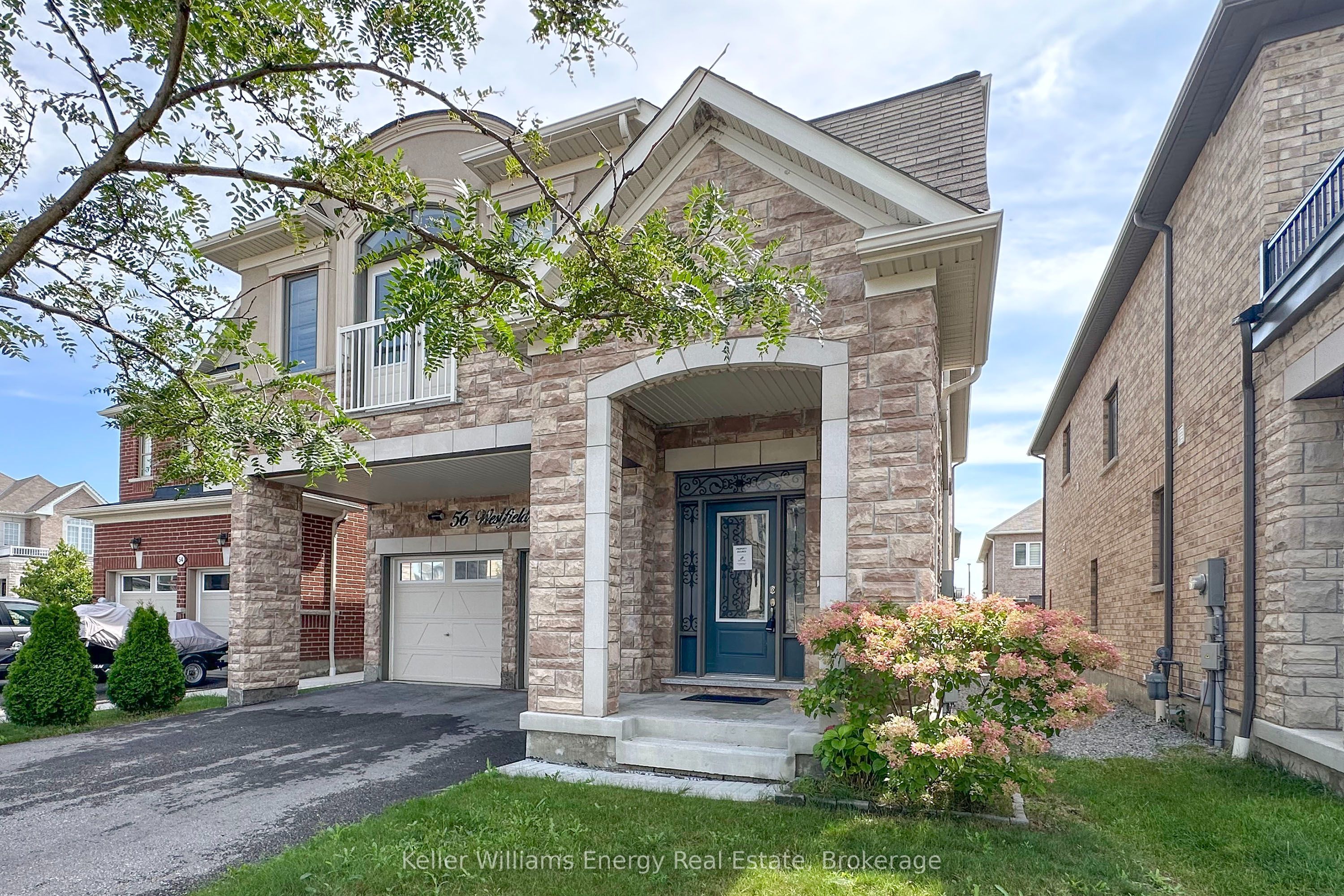 56 Westfield Drive, Whitby, ON L1P 0E9 photo 2