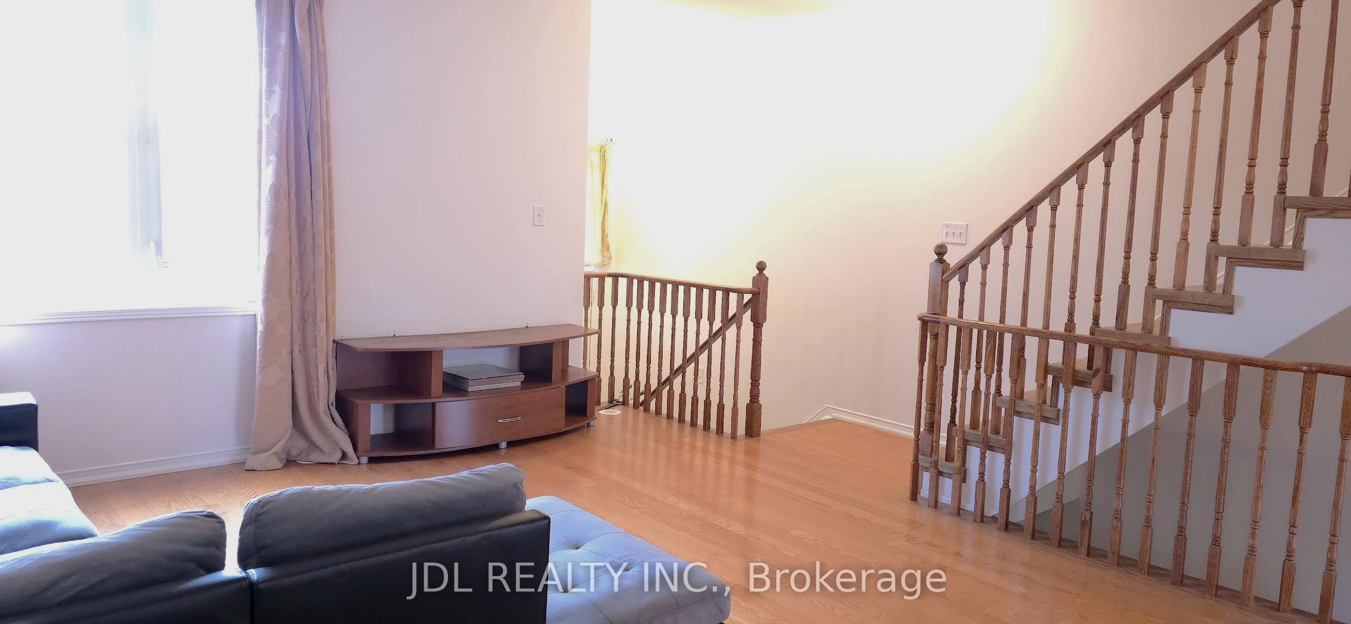 103 John Bell Crescent, Toronto, ON M1L 0G5 photo 3