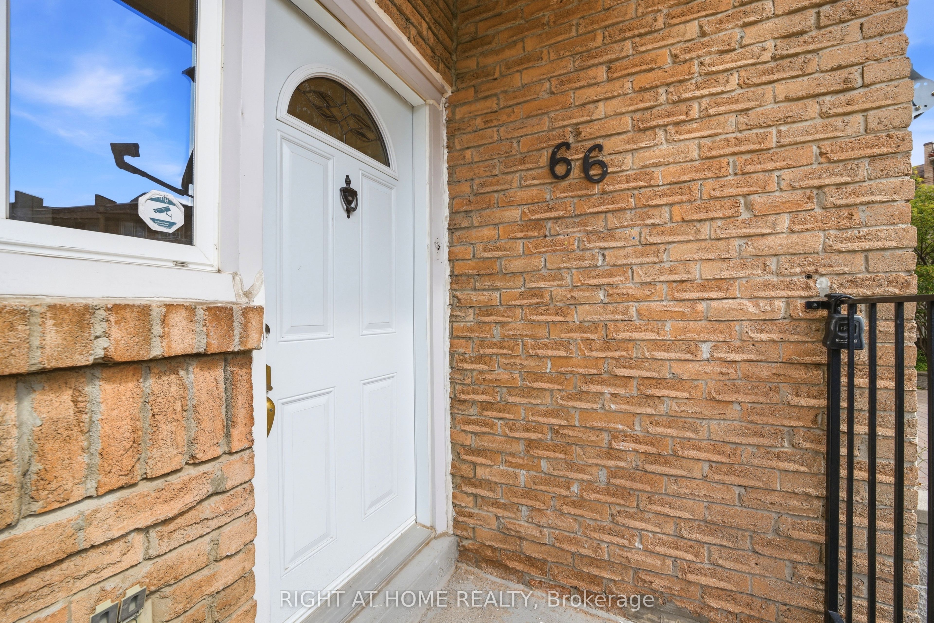 91 Muir Drive 66, Toronto, ON M1M 3T7 photo 3