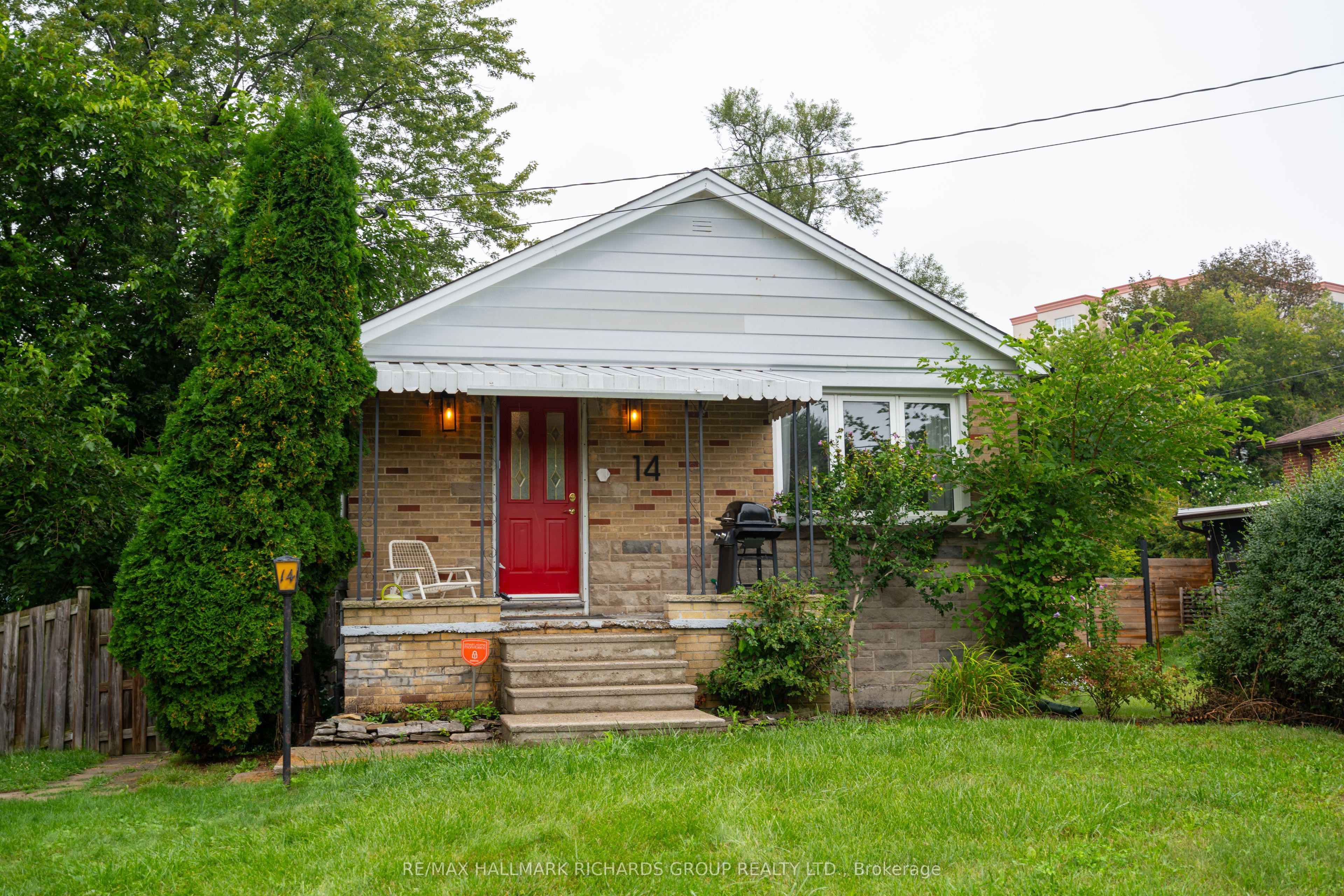 14 Glen Everest Road, Toronto, ON M1N 1J3
