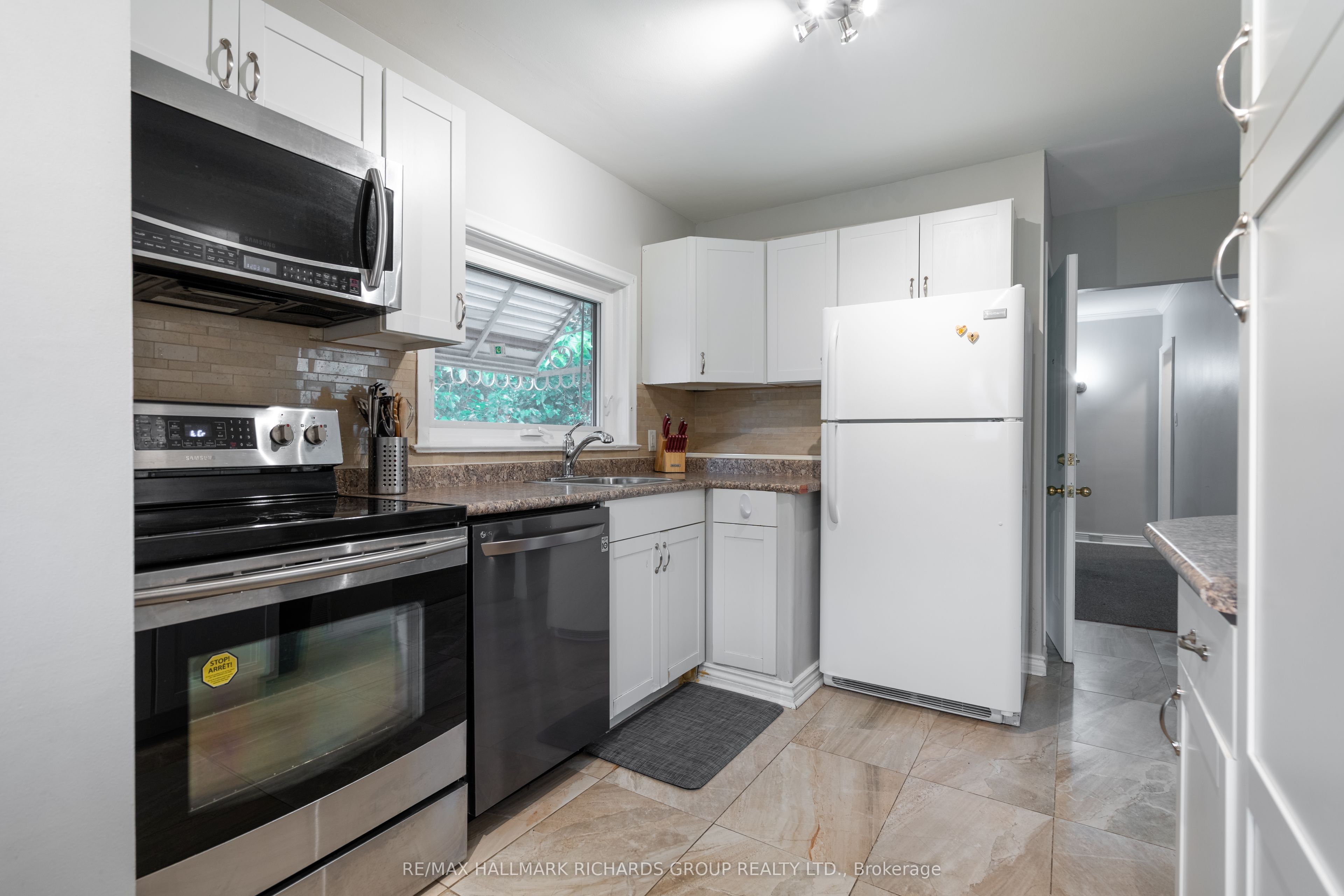 14 Glen Everest Road, Toronto, ON M1N 1J3 photo 4