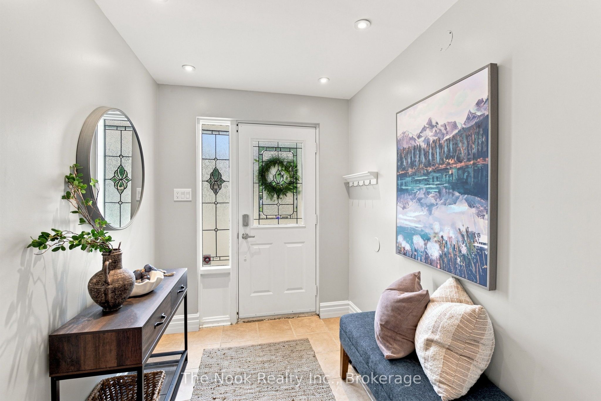 27 The Bridle Path, Clarington, ON L1C 3W1 photo 4