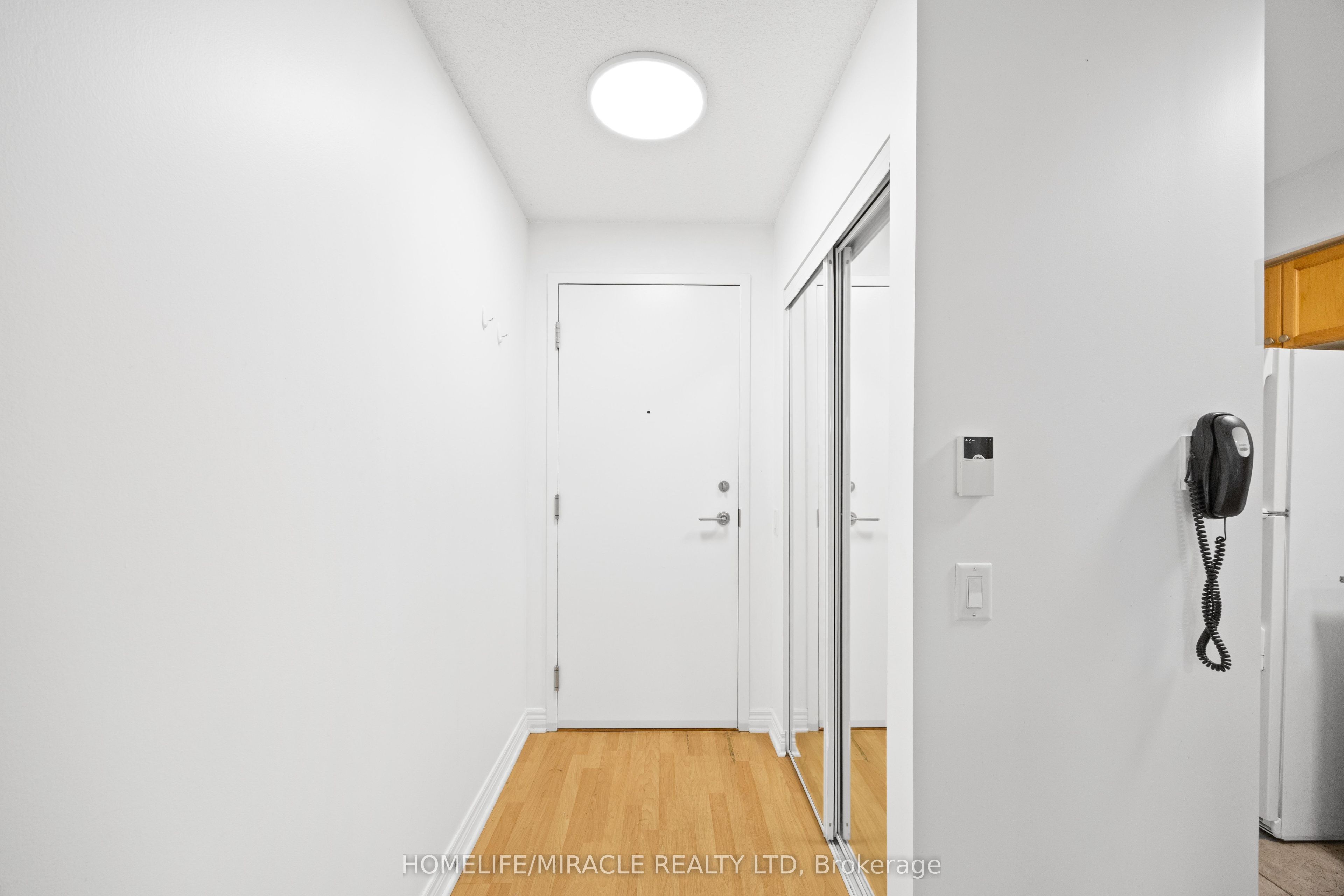 83 Borough Drive 410, Toronto, ON M1P 5E4 photo 2