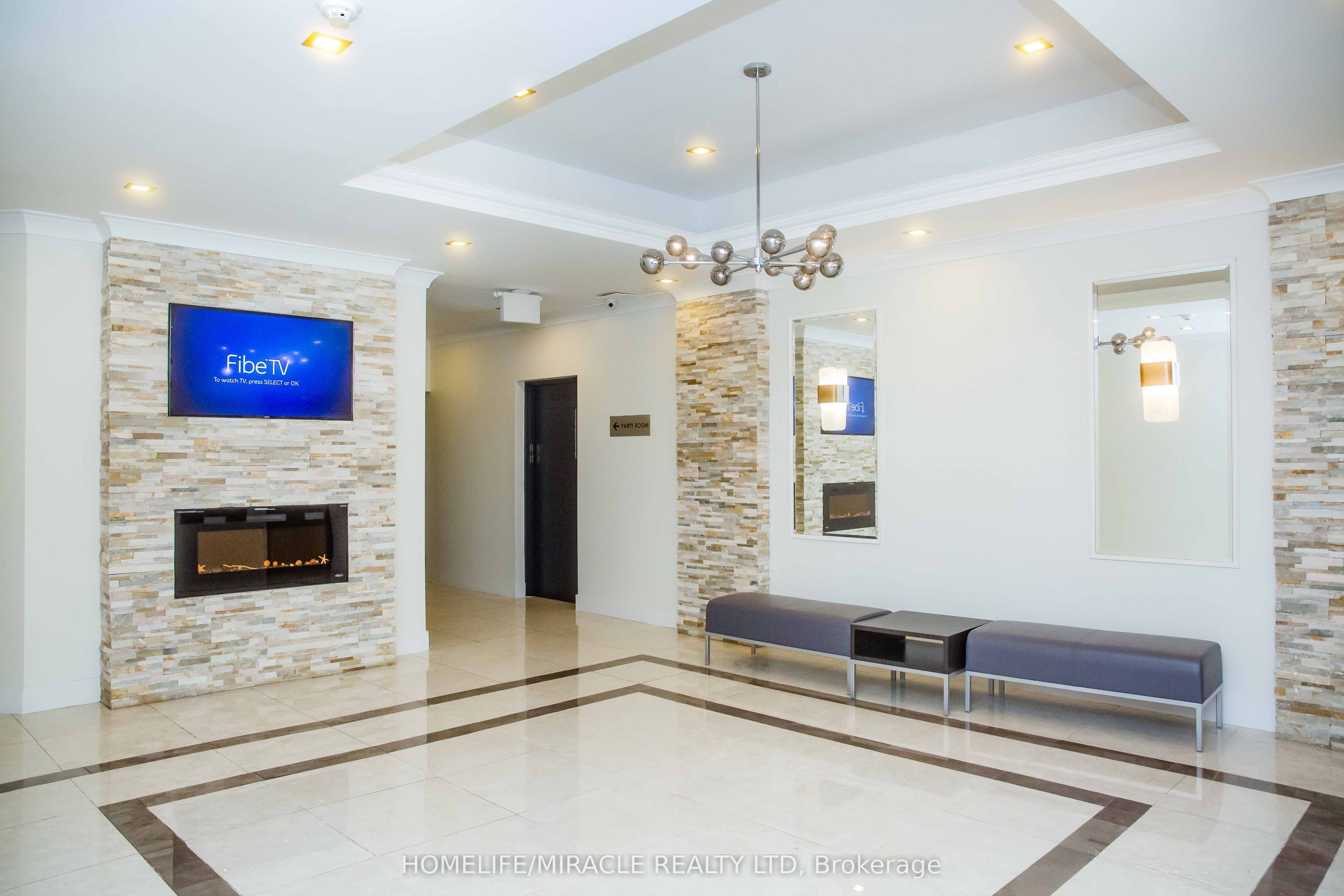 8 Silver Bell Grove 206, Toronto, ON M1B 4Z3 photo 2