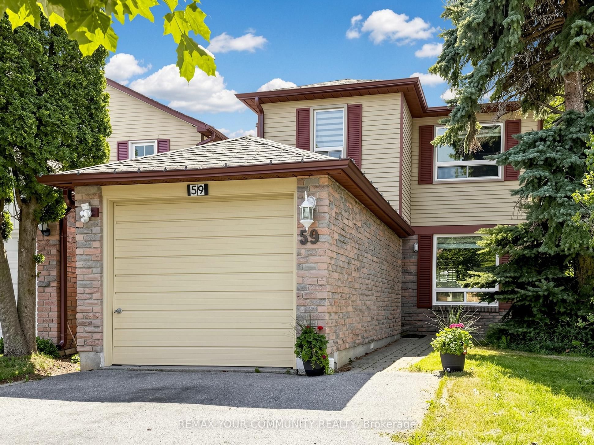 59 Valley Stream Drive, Toronto, ON M1V 2A4 photo 3