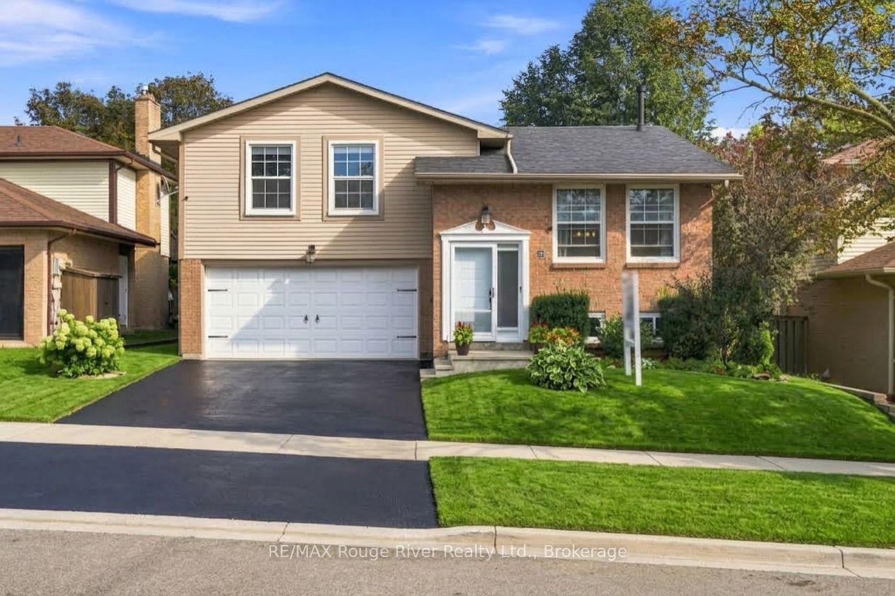 117 Pine Hills Road, Whitby, ON L1N 6N9