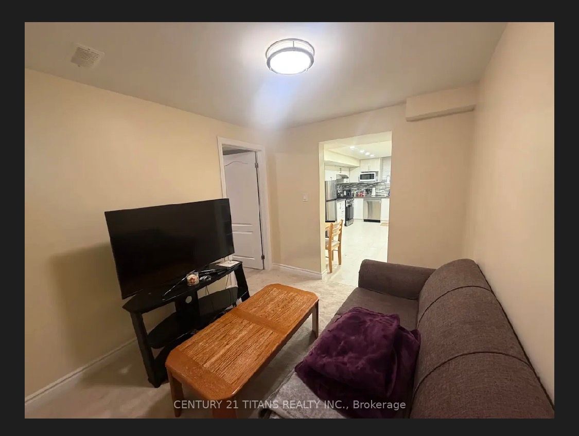 17 Hania Terrace Basement, Toronto, ON M1C 4Z9 photo 3