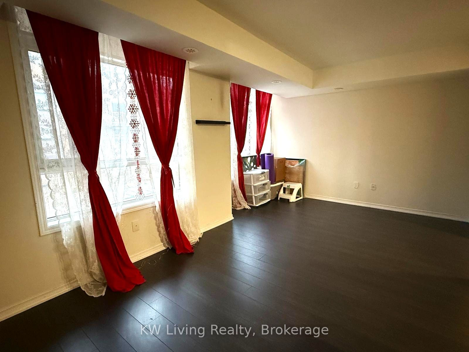 1070 Progress Avenue 304, Toronto, ON M1B 0C5 photo 5