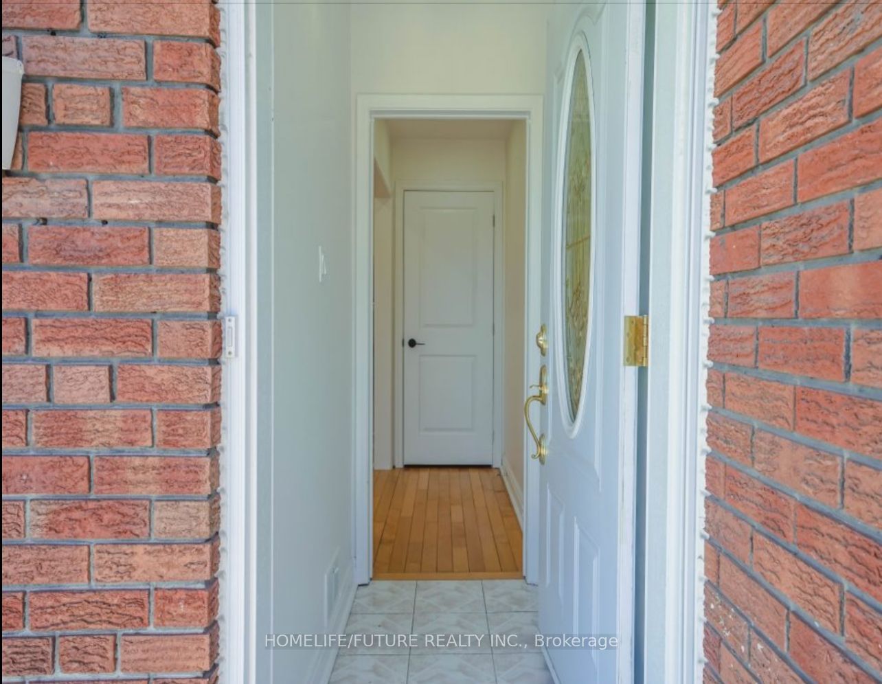 62 North Edgely Avenue, Toronto, ON M1K 1T7 photo 3