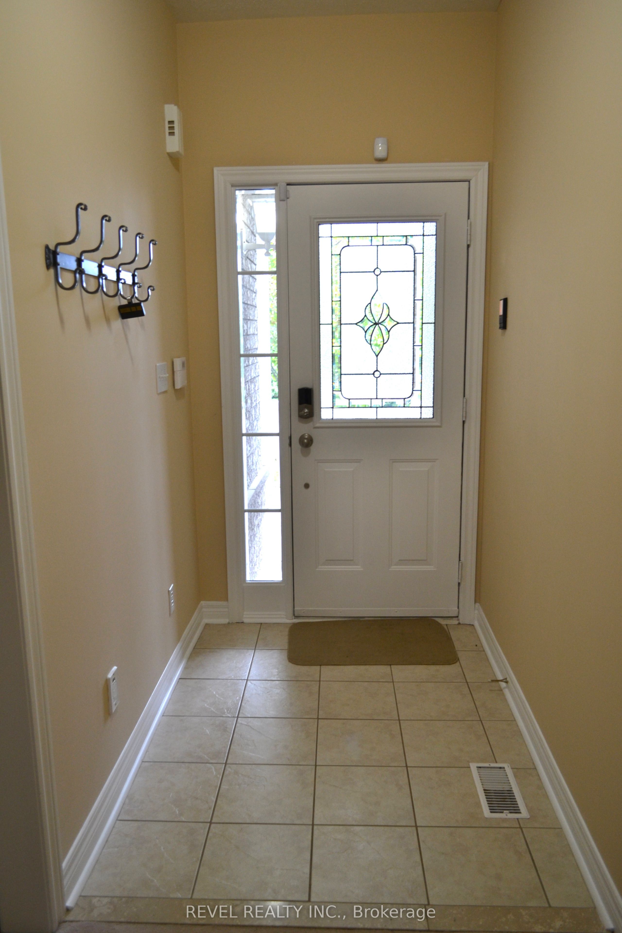45 Tunney Place, Whitby, ON L1M 2G5 photo 3