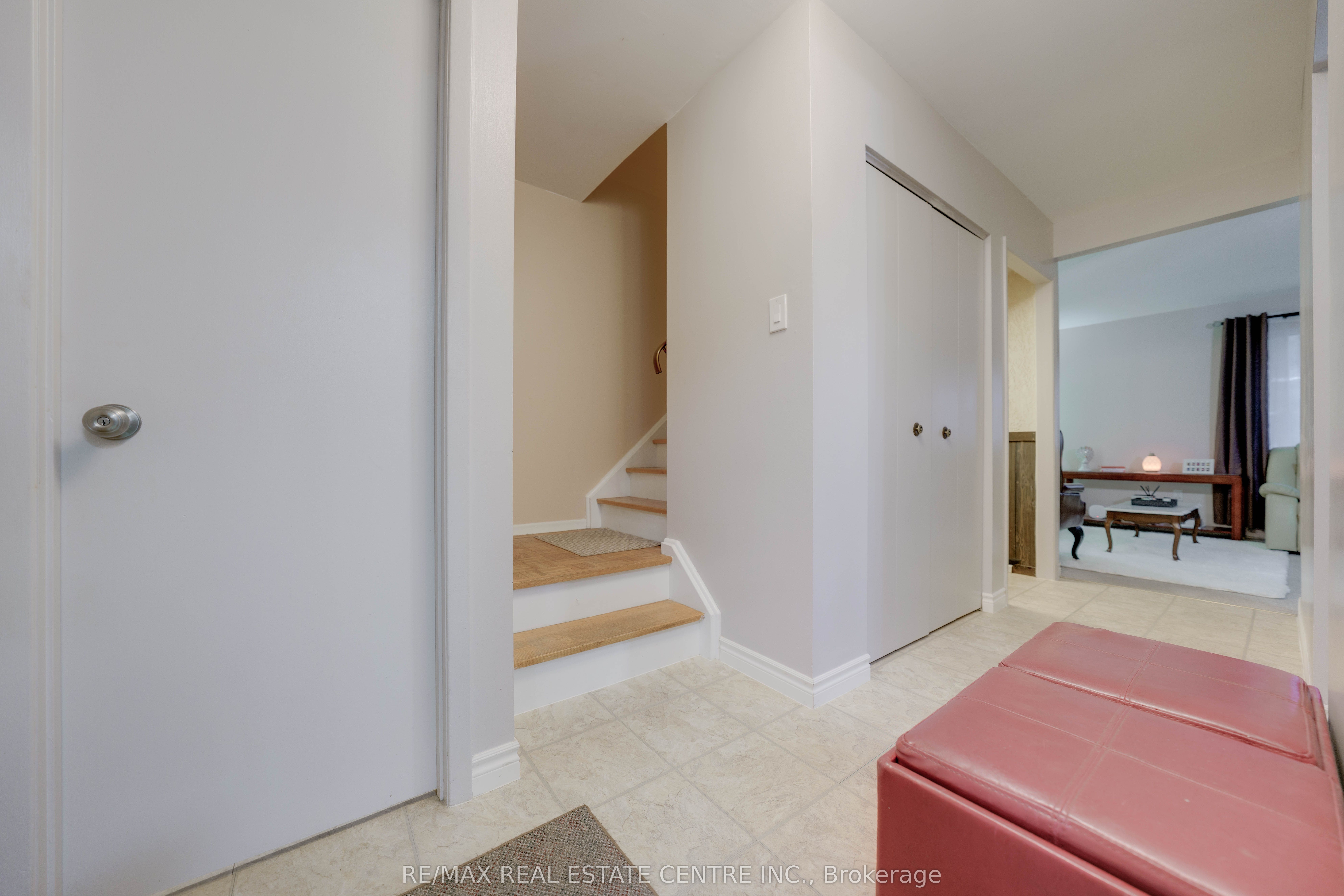 773 Military Trail 30, Toronto, ON M1E 4P6 photo 3