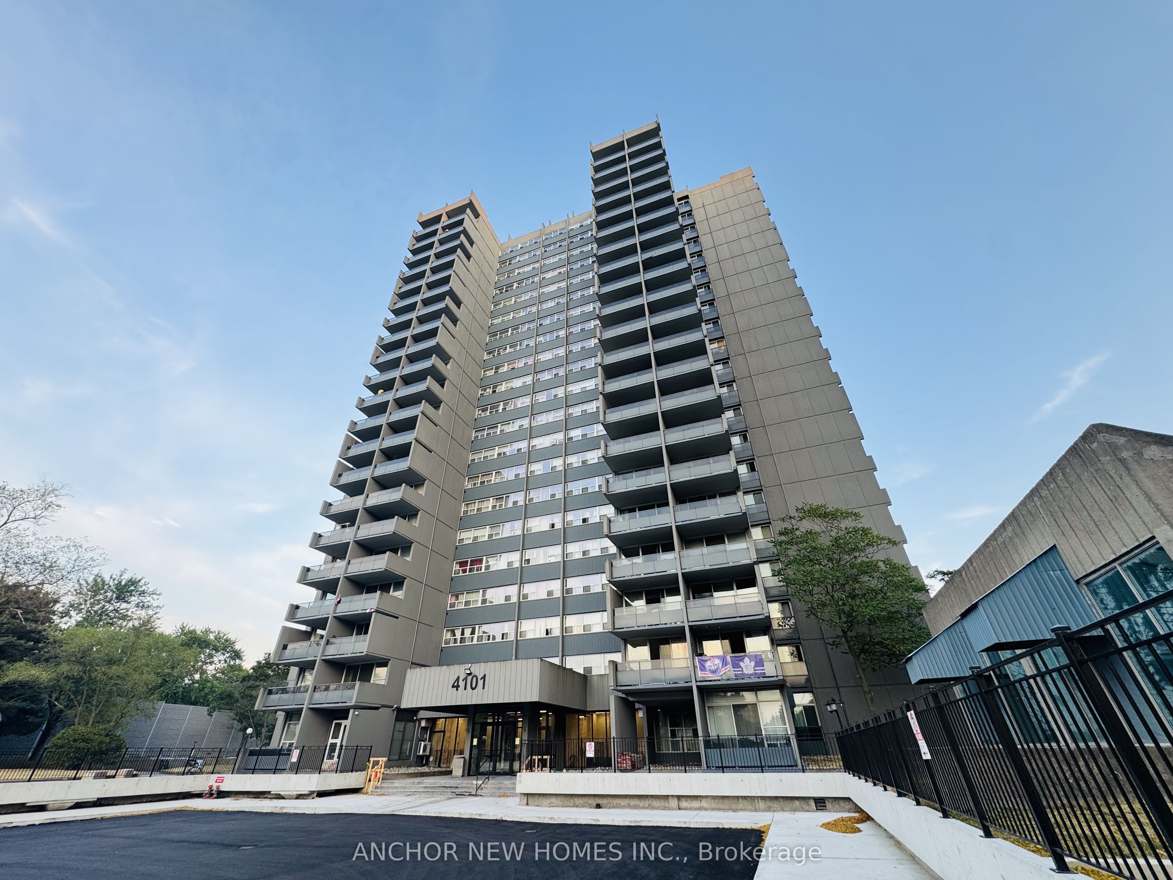 4101 Sheppard Avenue E 704, Toronto, ON M1S 3H3 photo 2