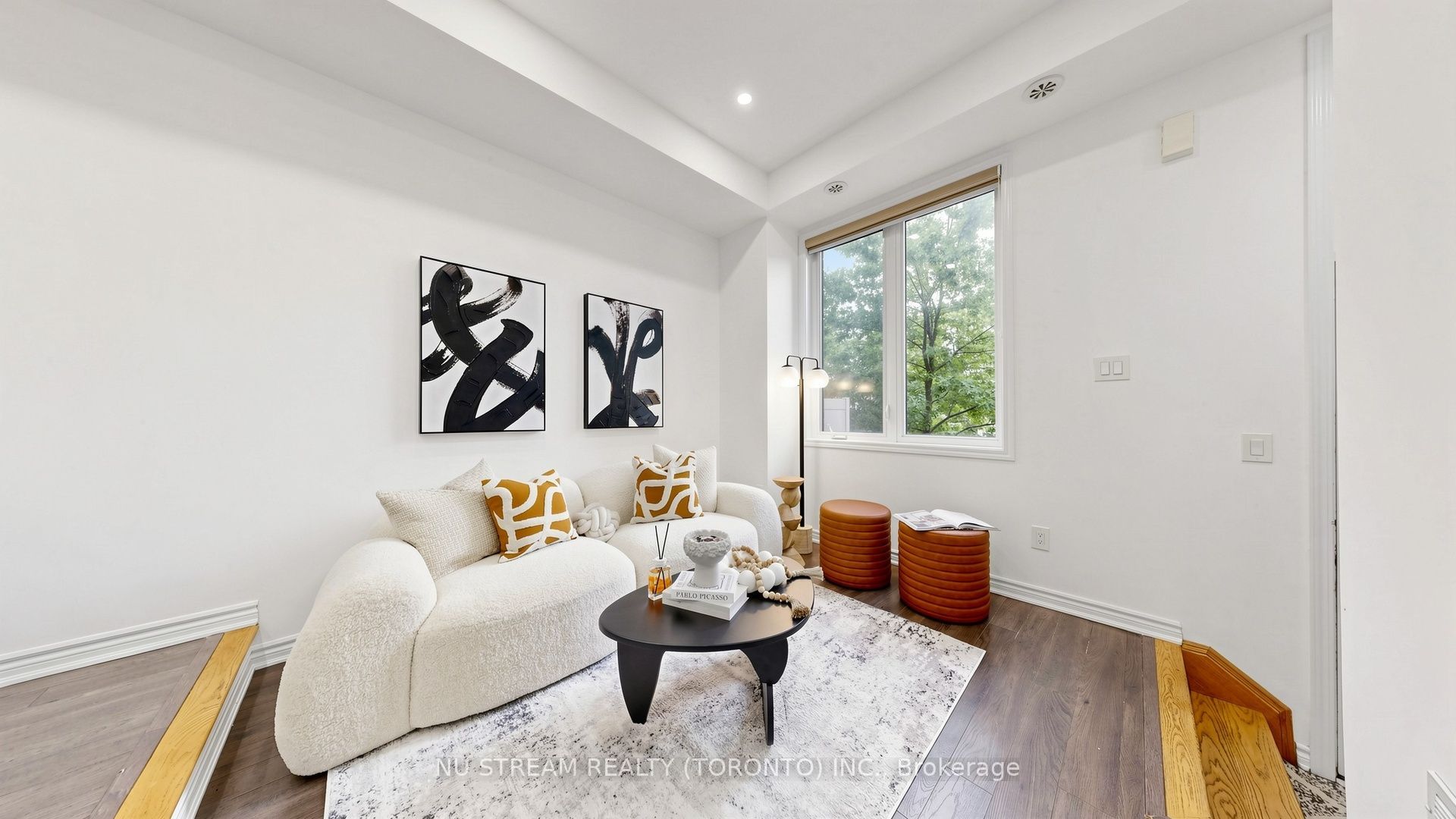15 Heron Park Place, Toronto, ON M1E 0B8 photo 4