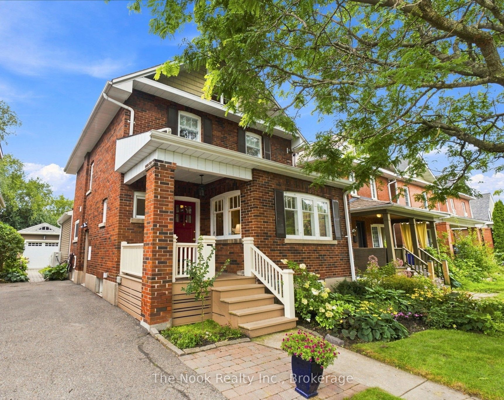 21 Westmoreland Avenue, Oshawa, ON L1G 2M9 photo 2