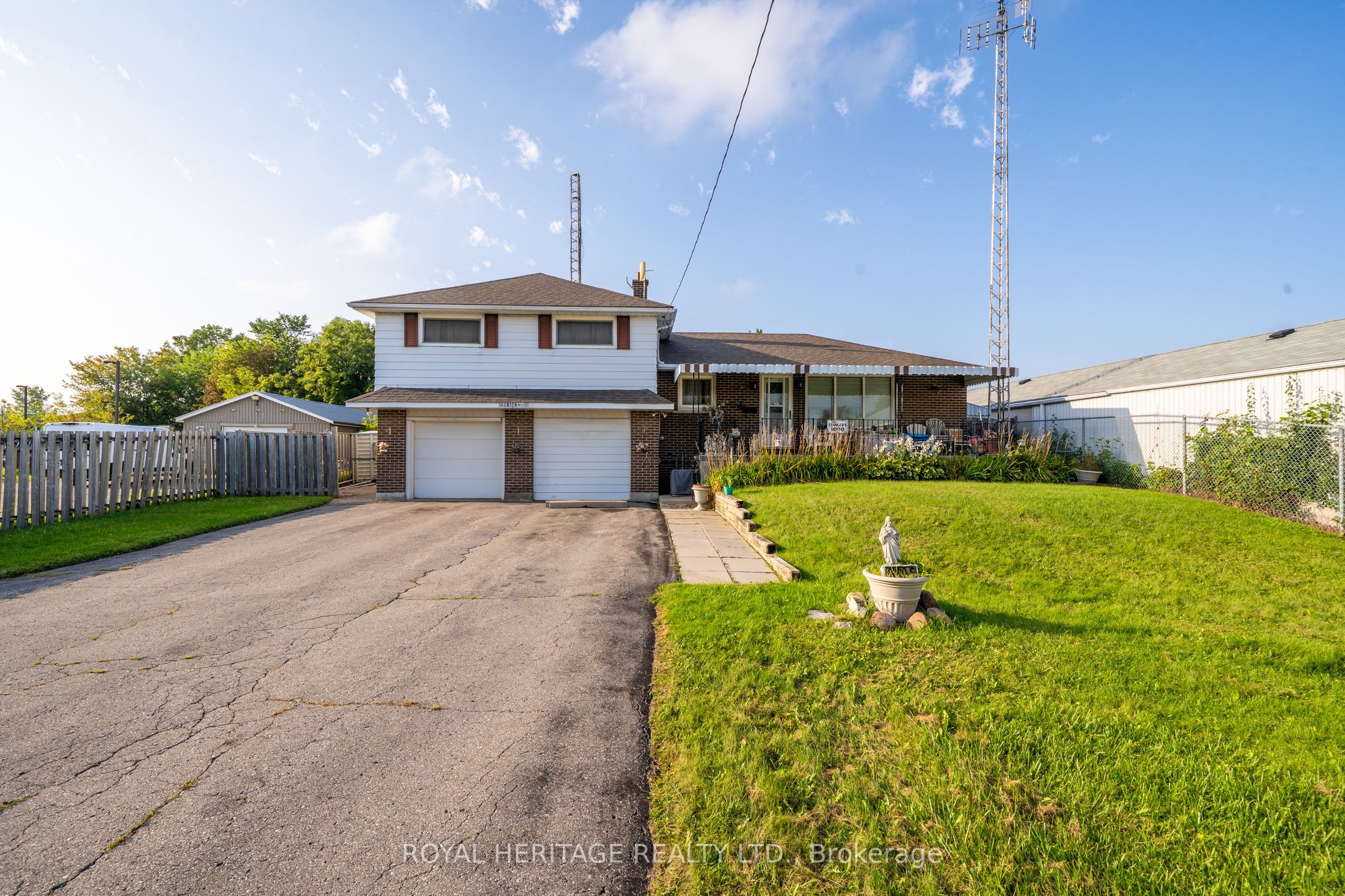 1000 Taunton Road E, Whitby, ON L1R 3L8