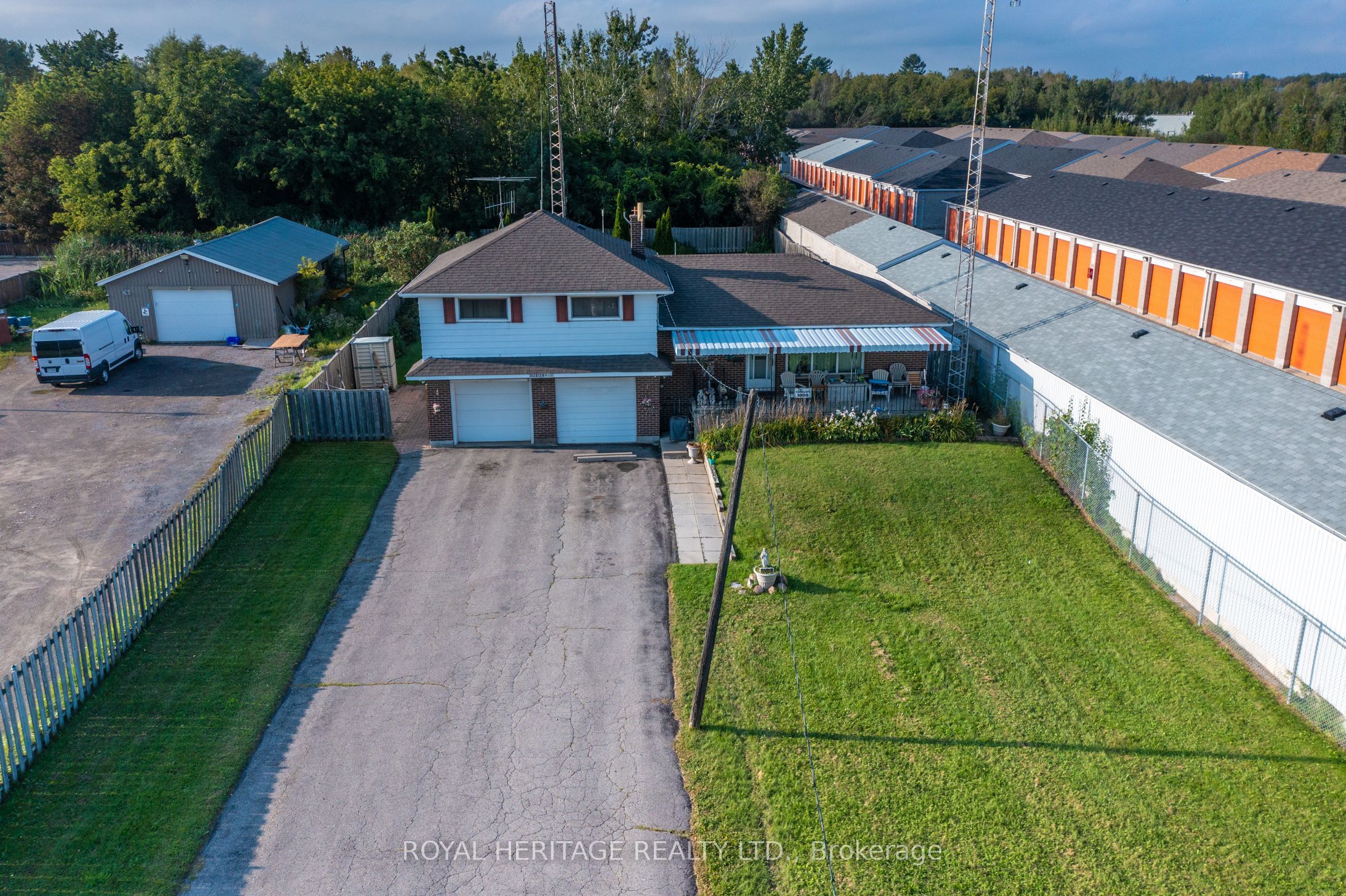 1000 Taunton Road E, Whitby, ON L1R 3L8 photo 4