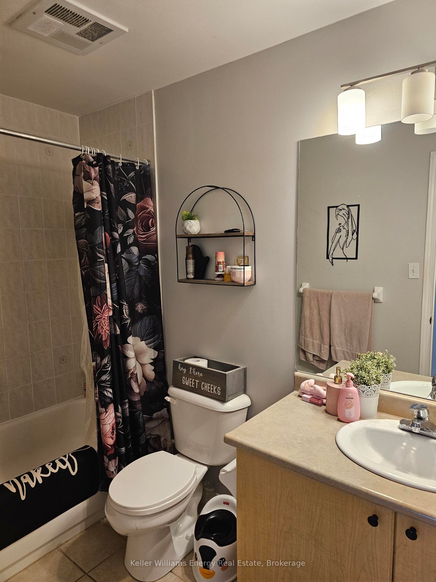 106 Aspen Springs Drive 306, Clarington, ON L1C 5N7 photo 4