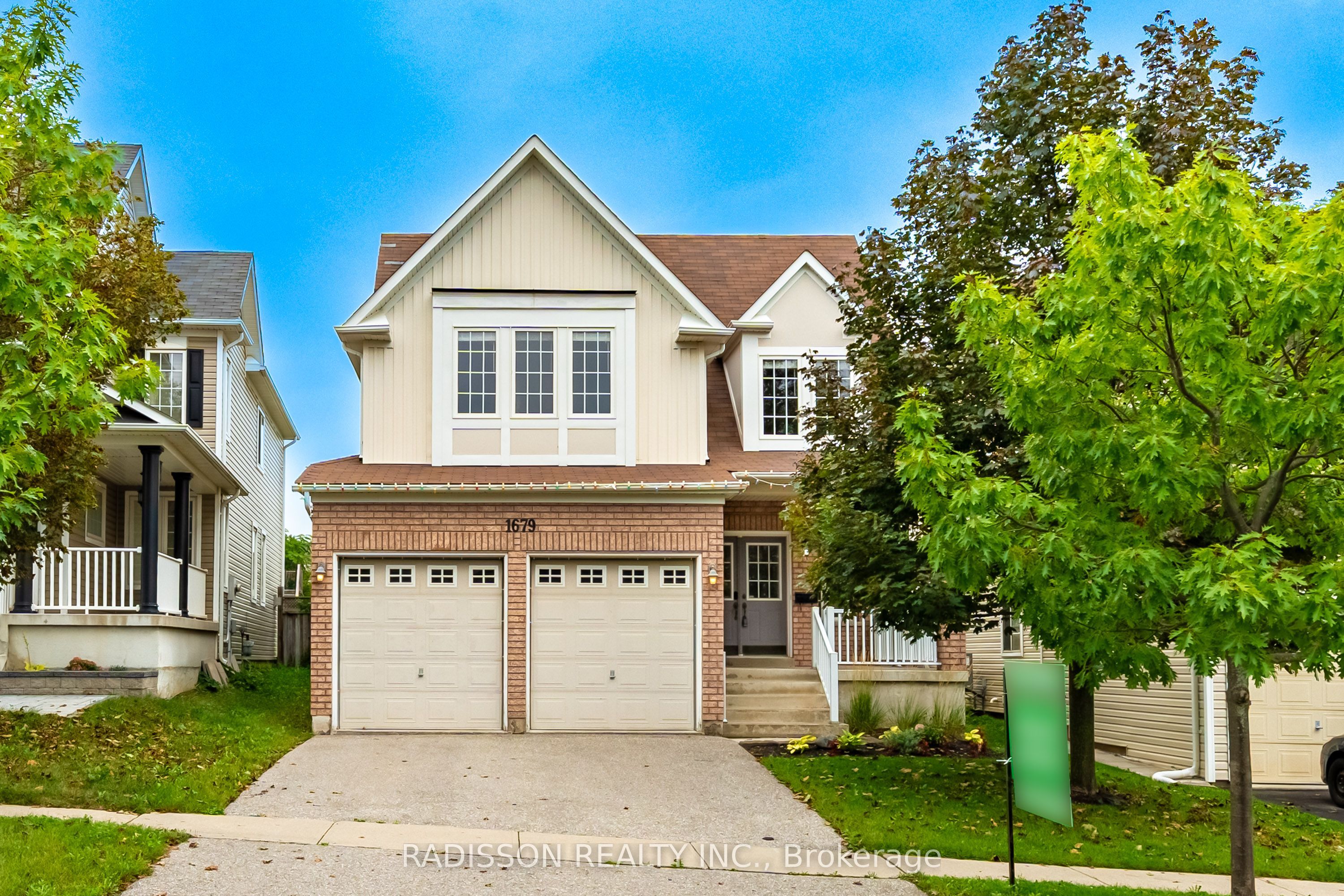 1679 Arborwood Drive, Oshawa, ON L1K 0H2