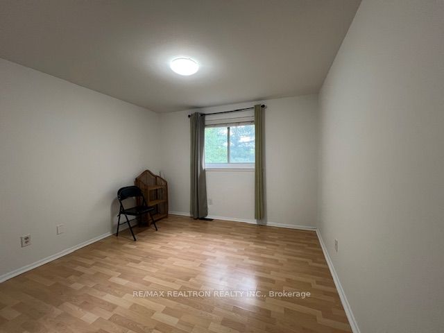 47 Horseley Hill Drive Upper, Toronto, ON M1B 1W4 photo 4