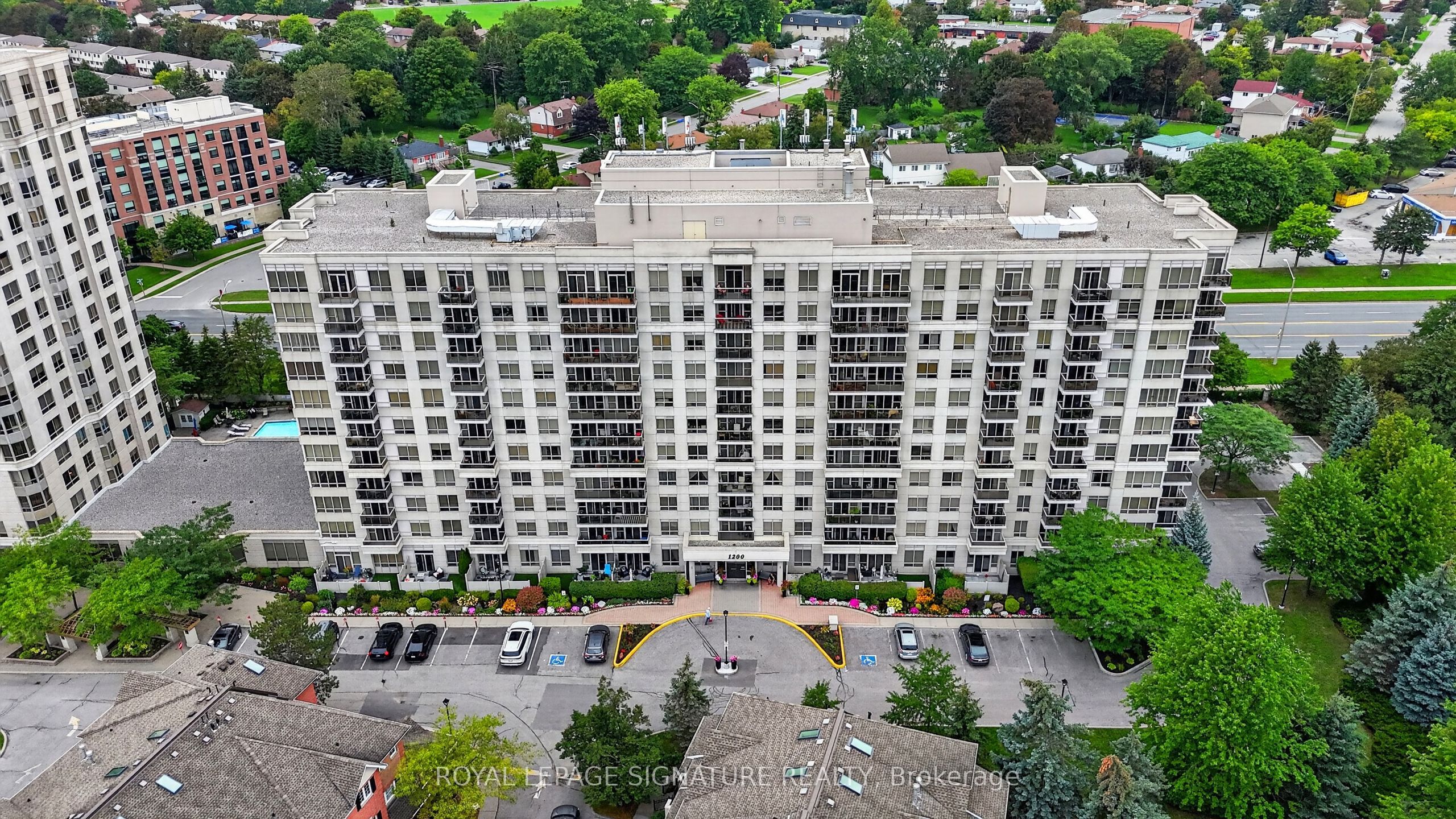 1200 The Esplanade Road N 610, Pickering, ON L1V 6V3 photo 2