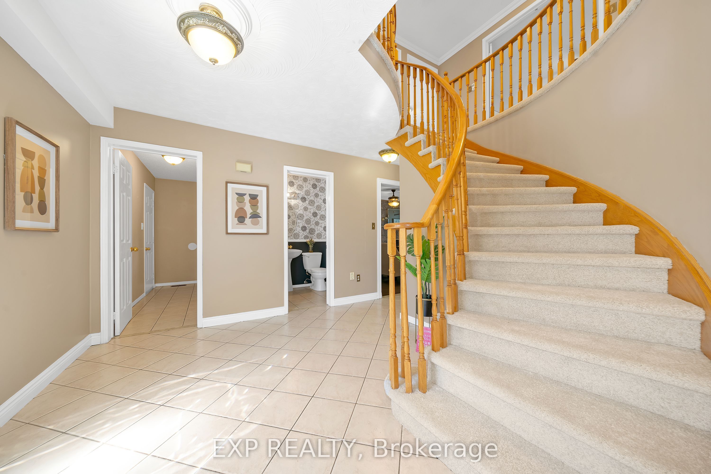 955 Snowbird Street, Oshawa, ON L1J 8J8 photo 4