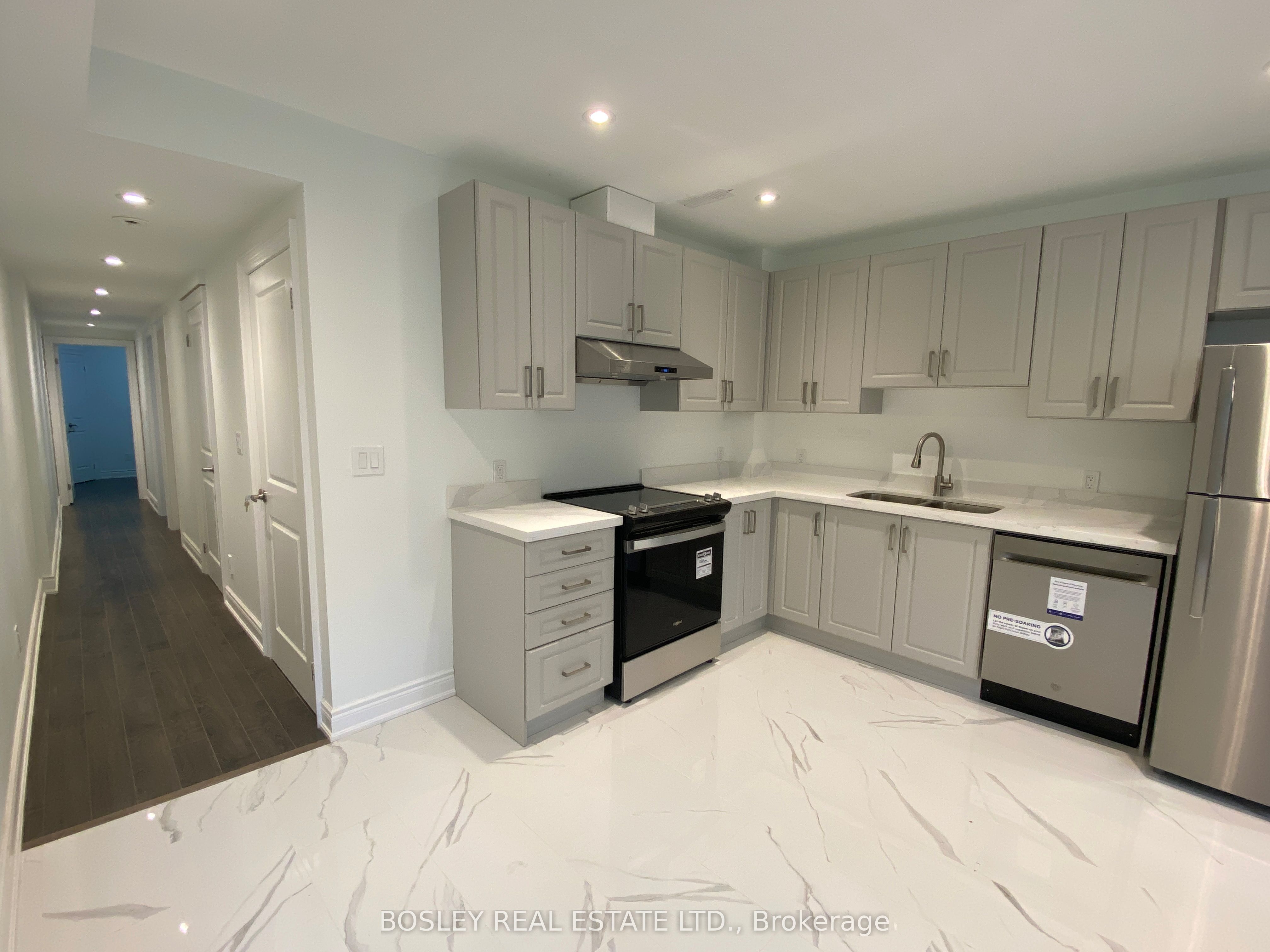 9 Queen Victoria Street Lower, Toronto, ON M4J 1E8 photo 4
